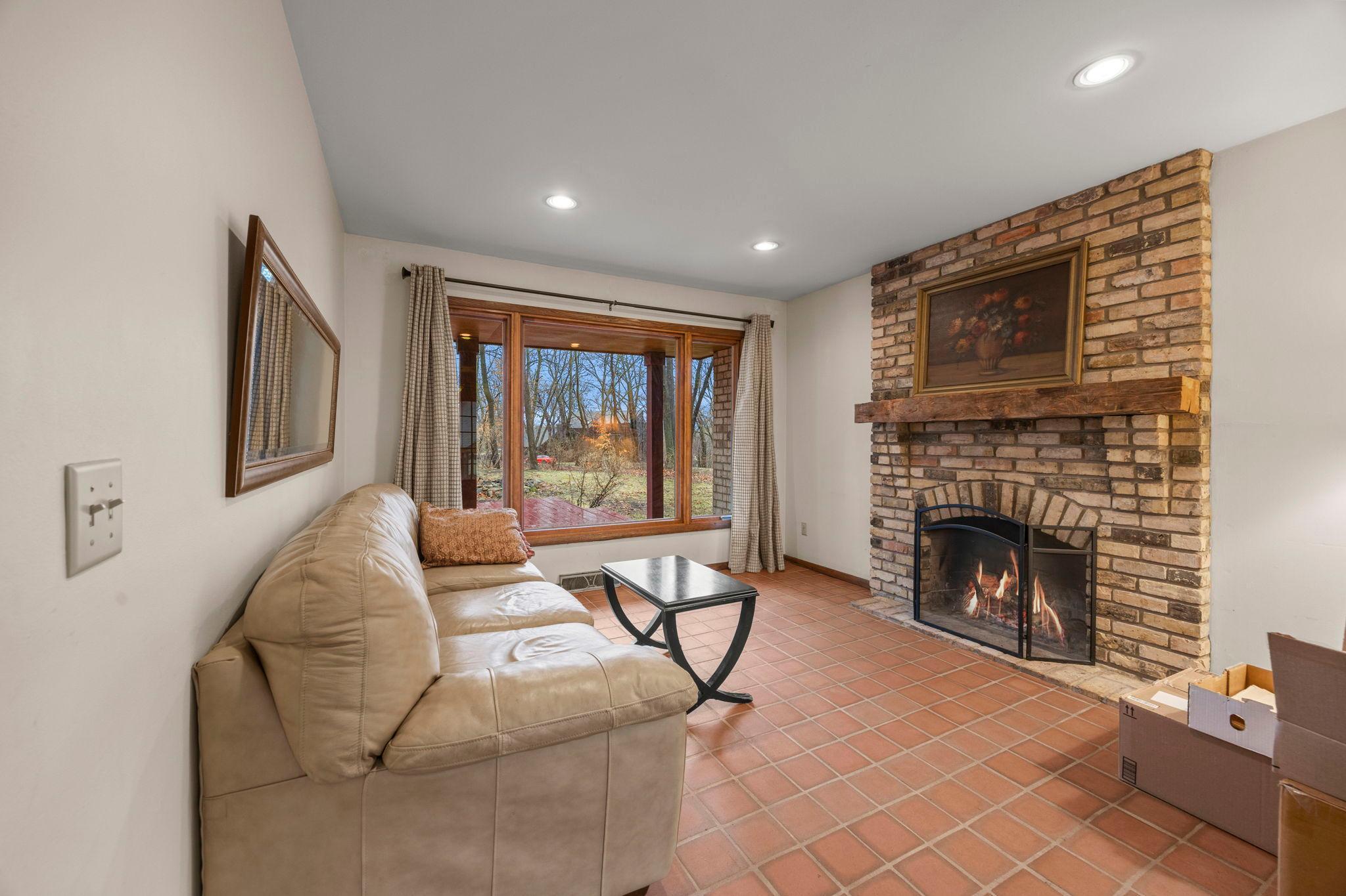 9449 Woodridge Drive