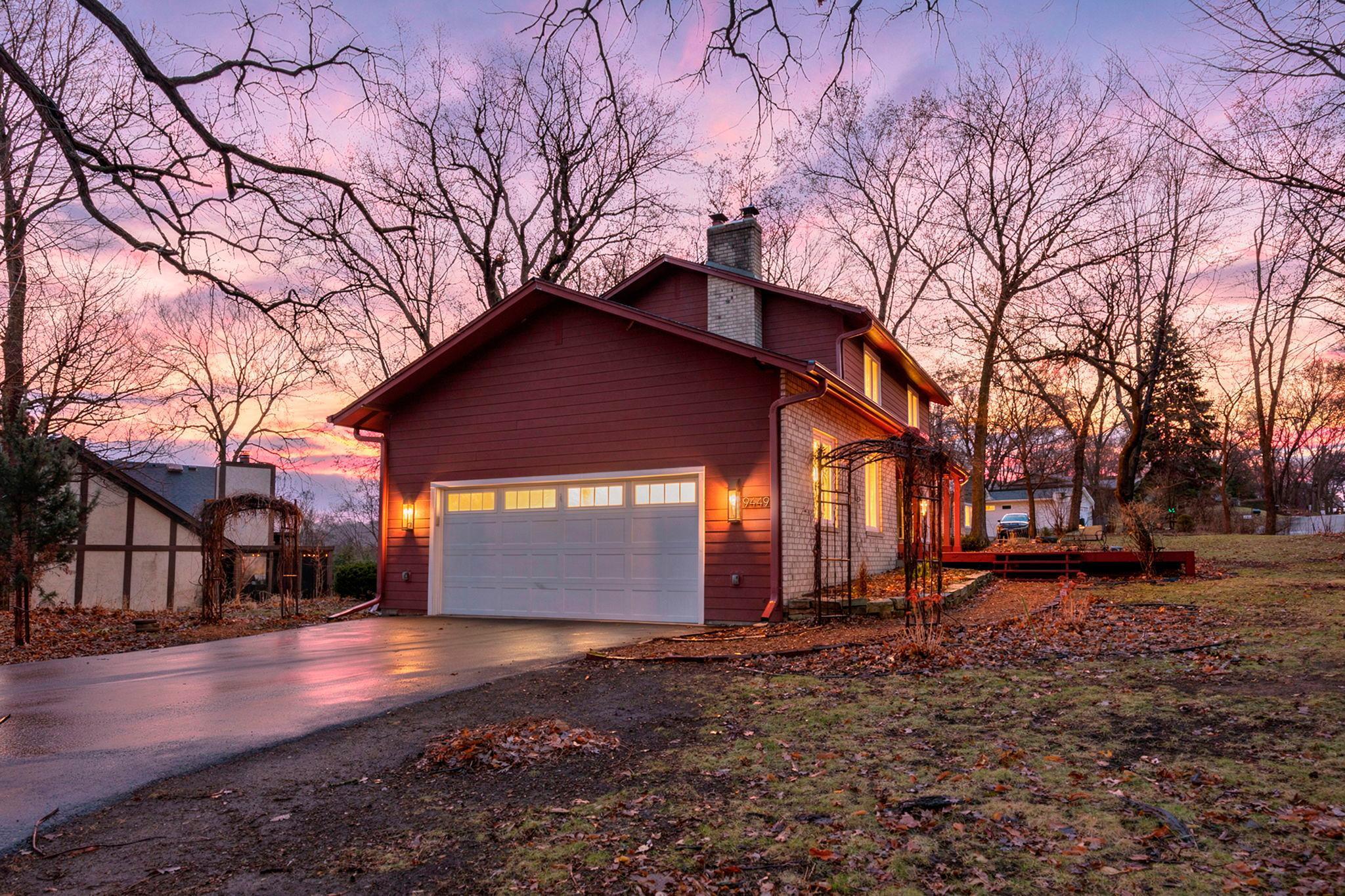 9449 Woodridge Drive