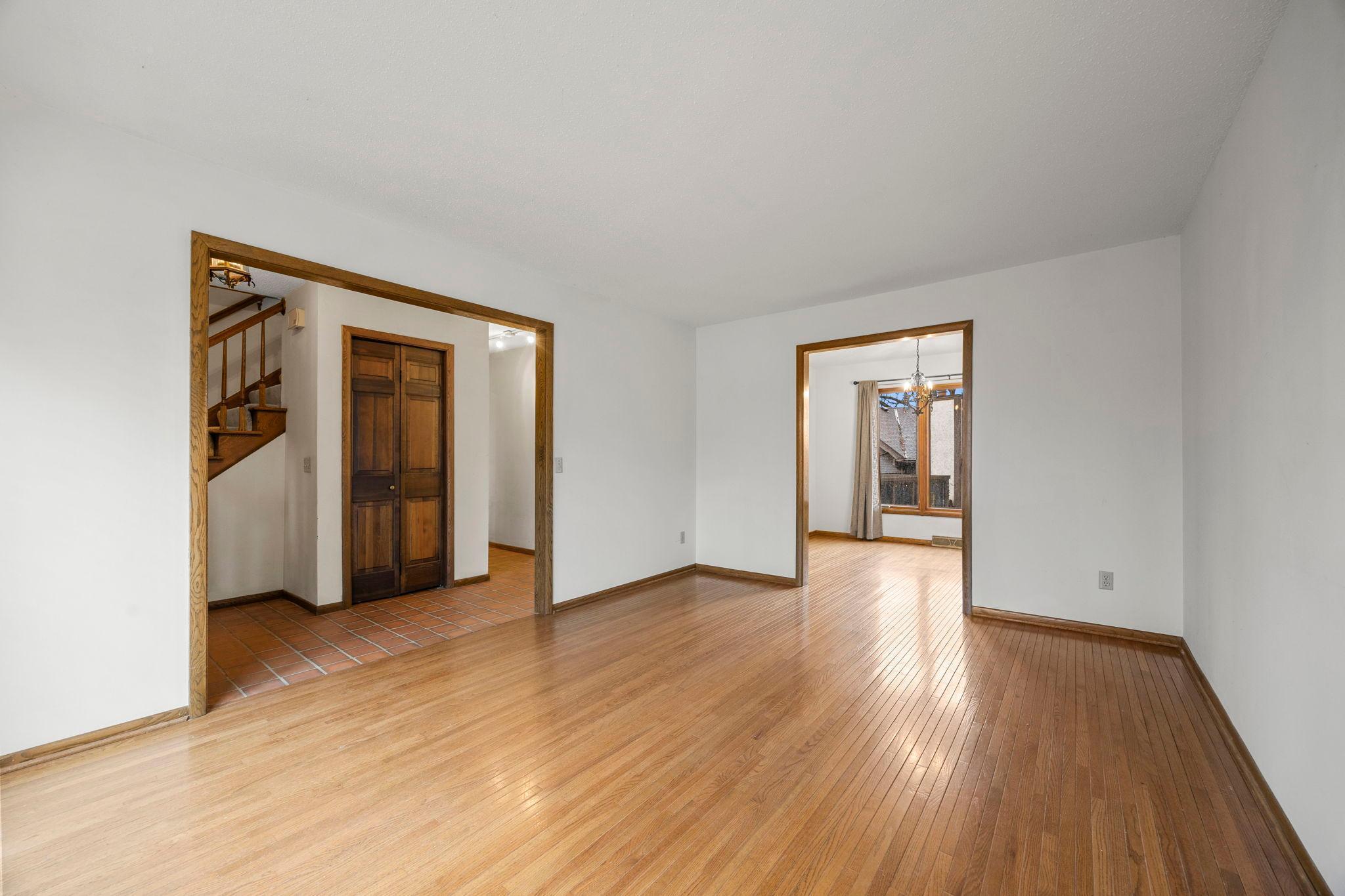 9449 Woodridge Drive