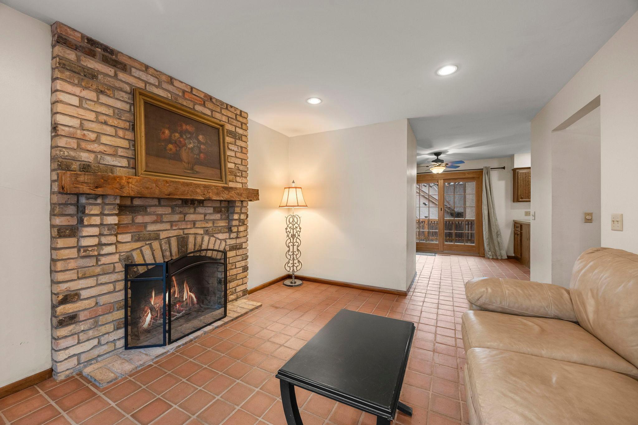 9449 Woodridge Drive