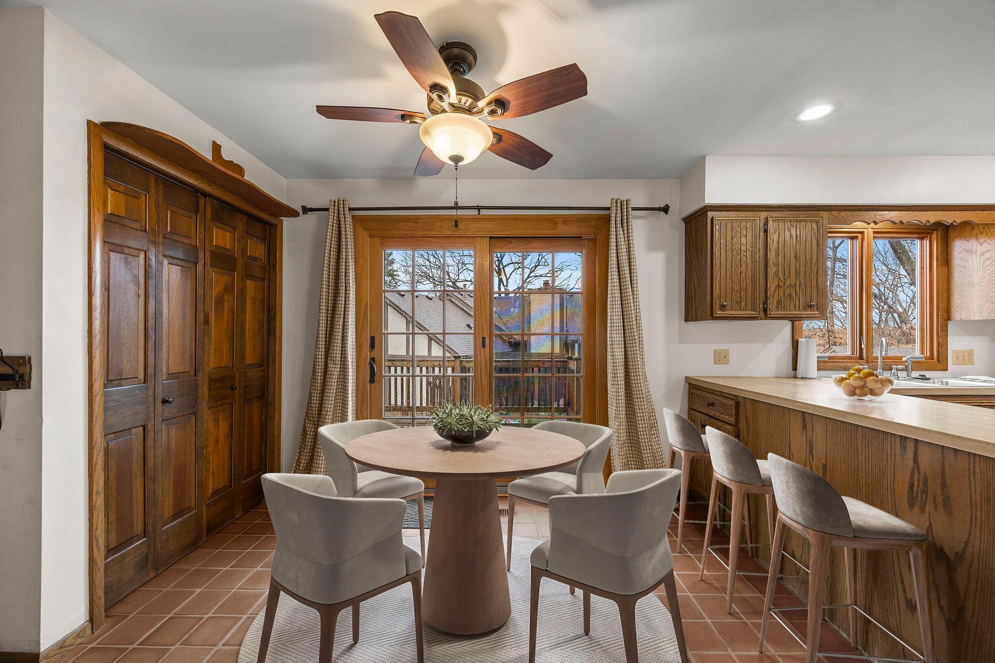 9449 Woodridge Drive