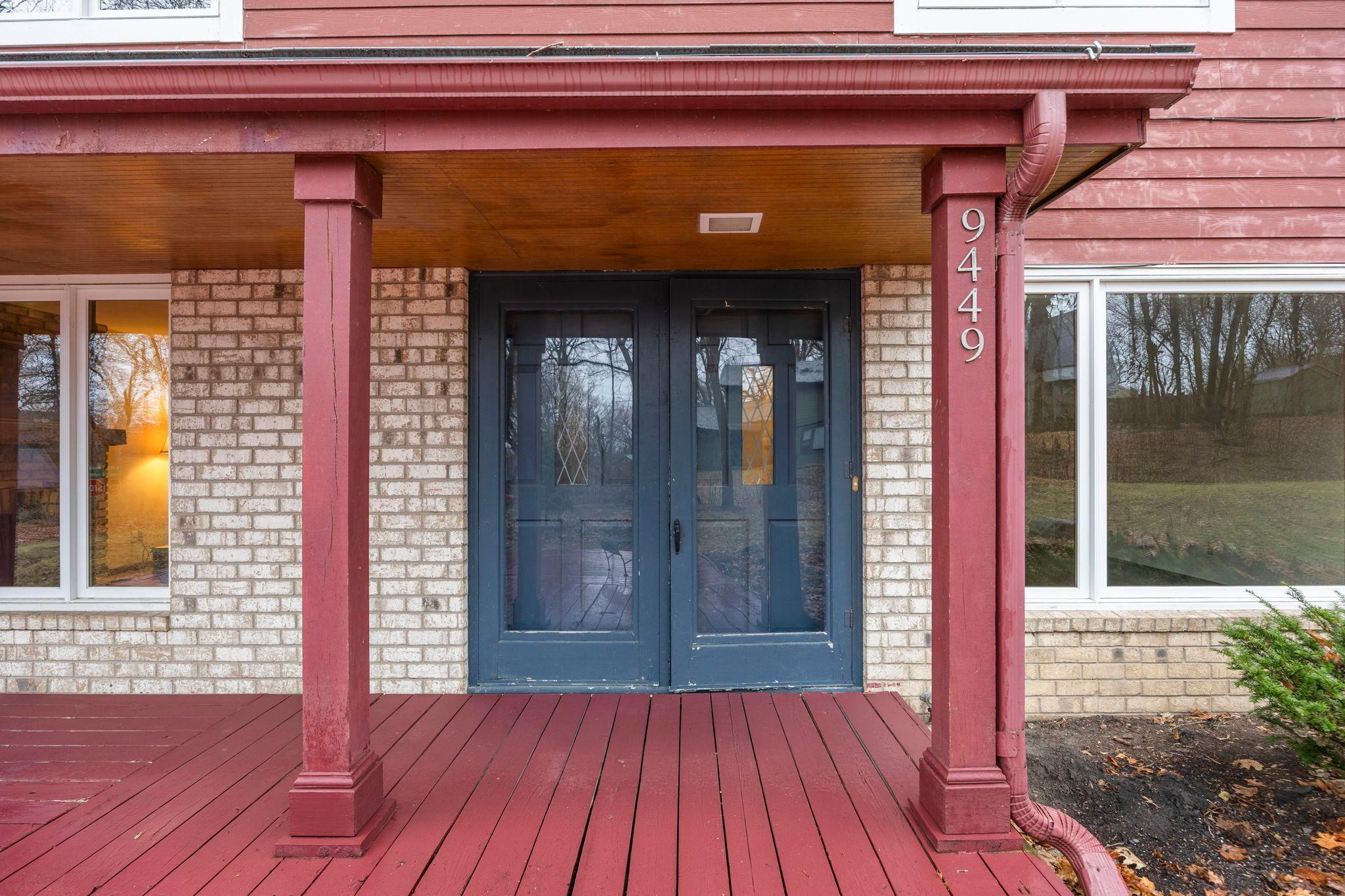 9449 Woodridge Drive