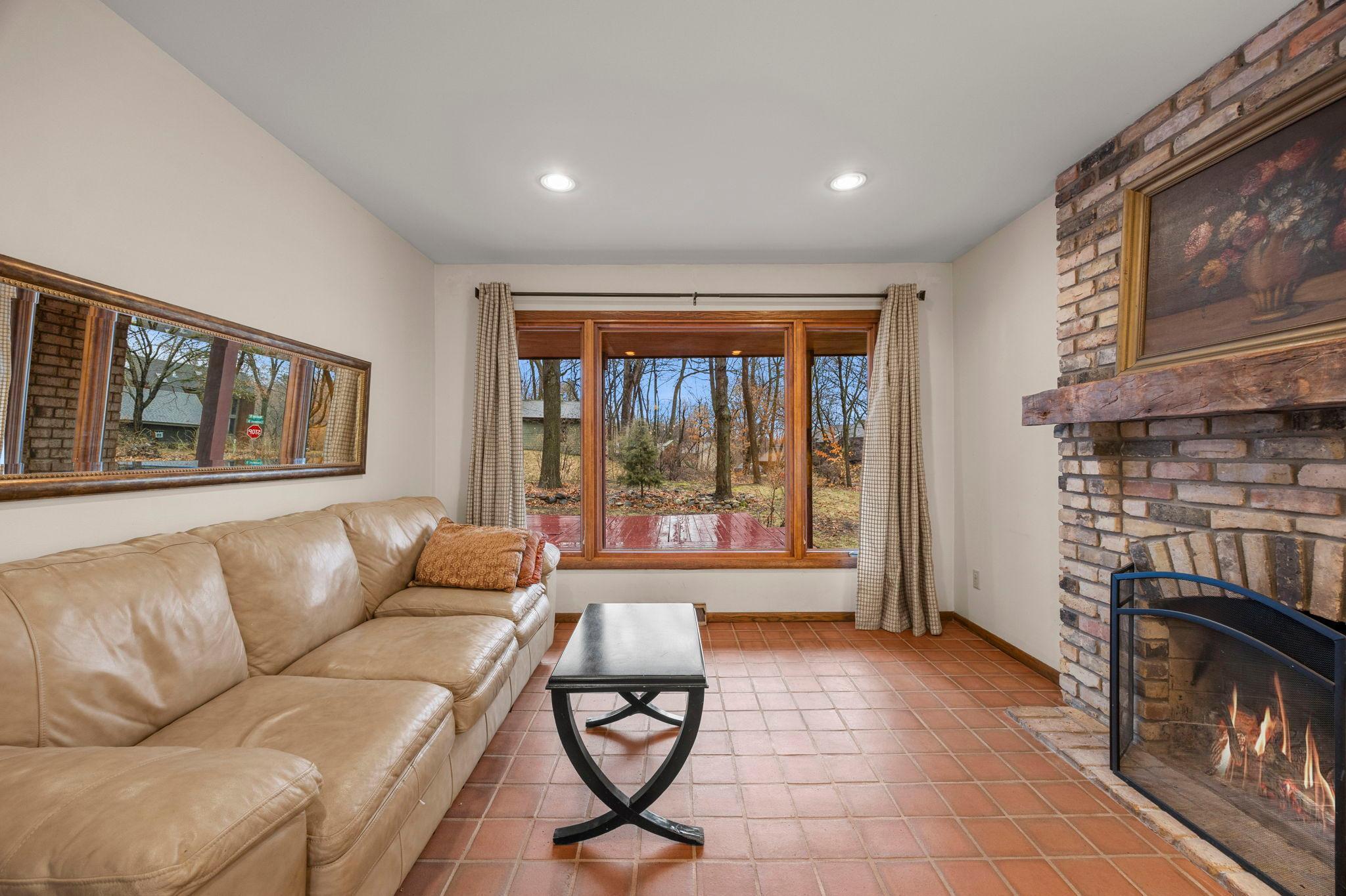 9449 Woodridge Drive