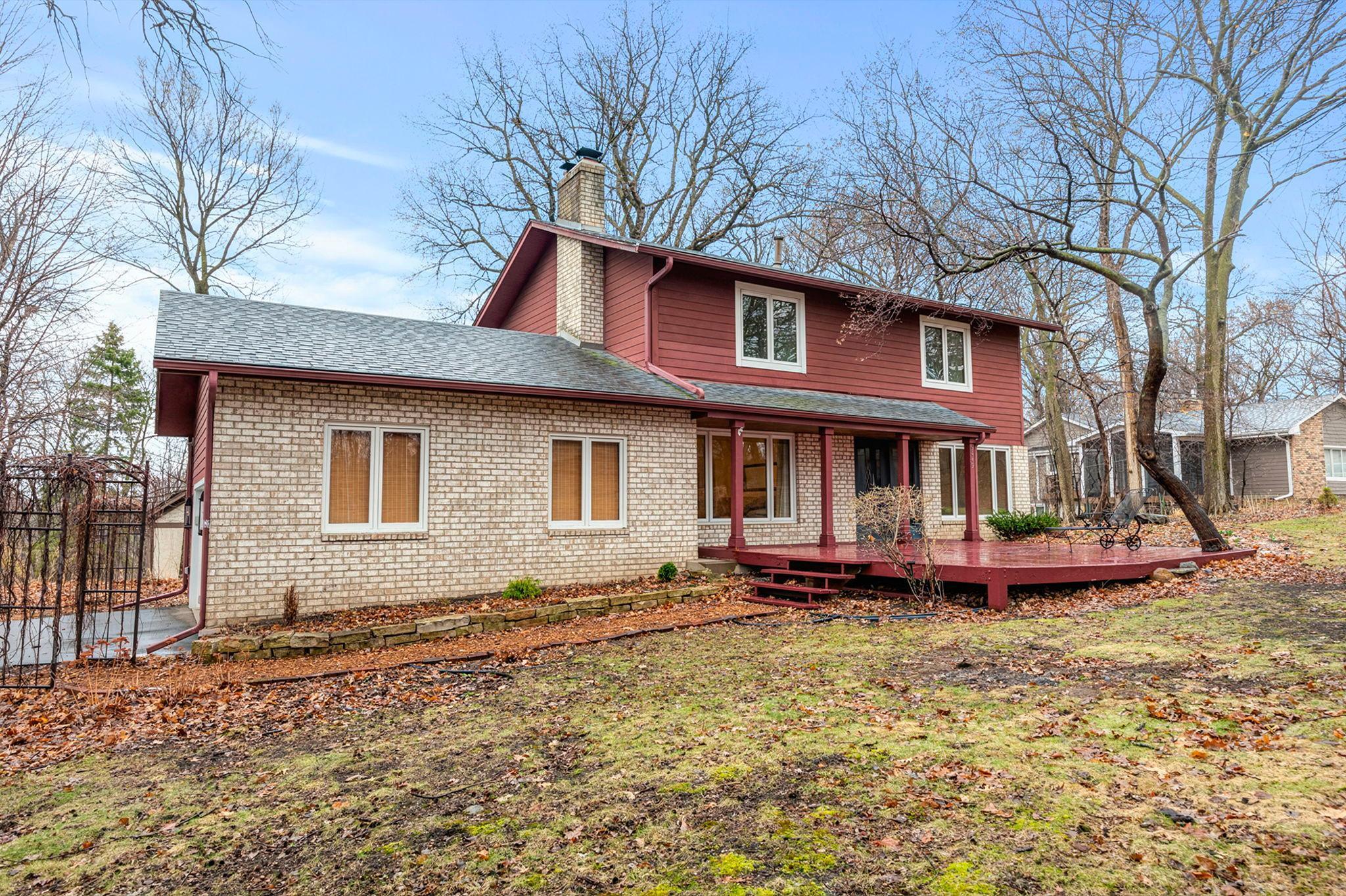 9449 Woodridge Drive