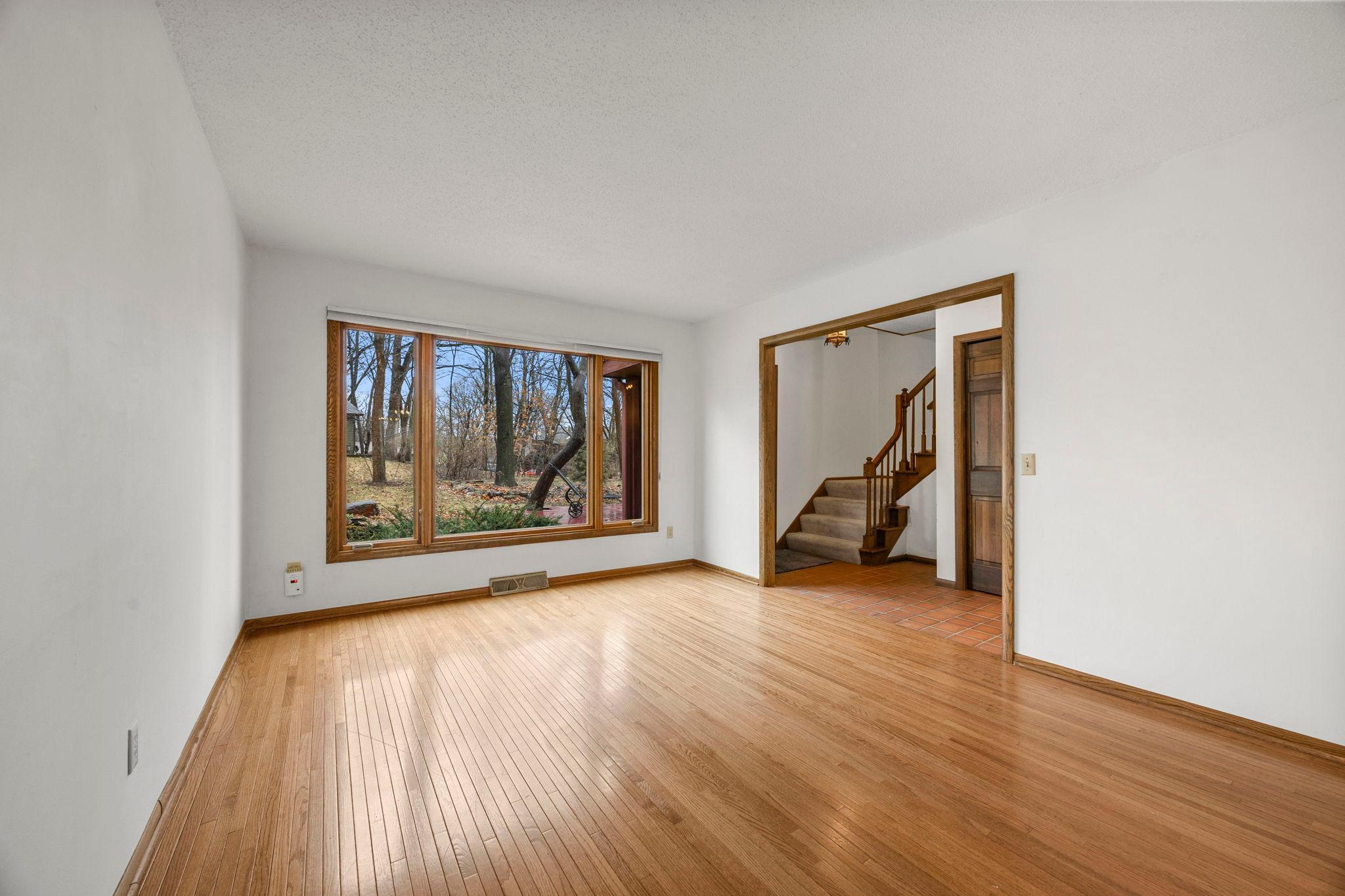 9449 Woodridge Drive