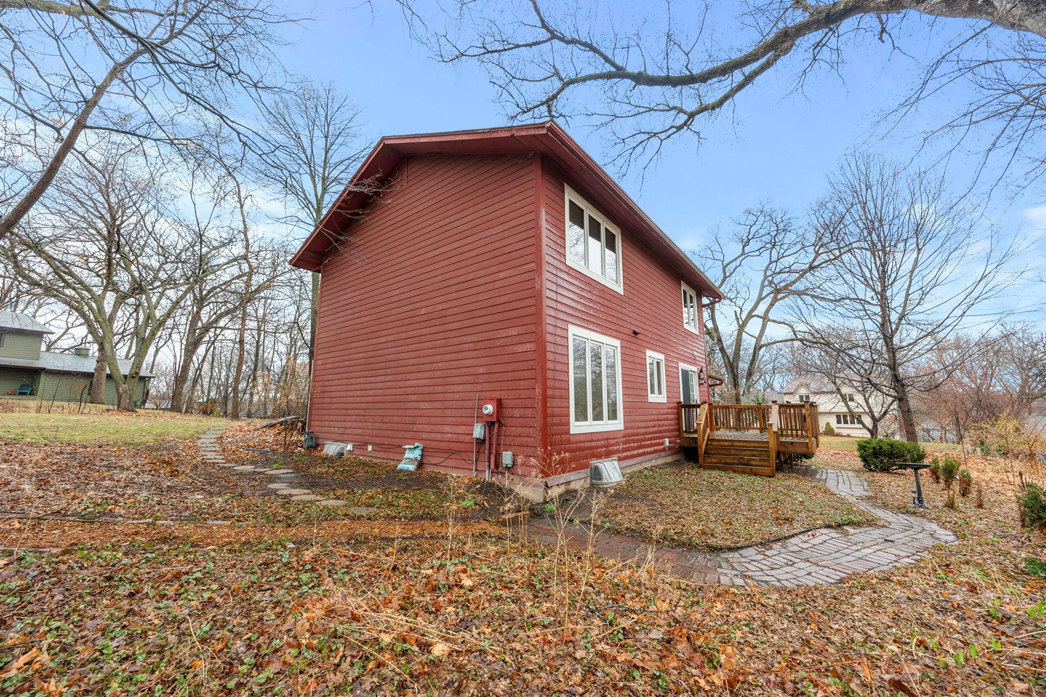 9449 Woodridge Drive