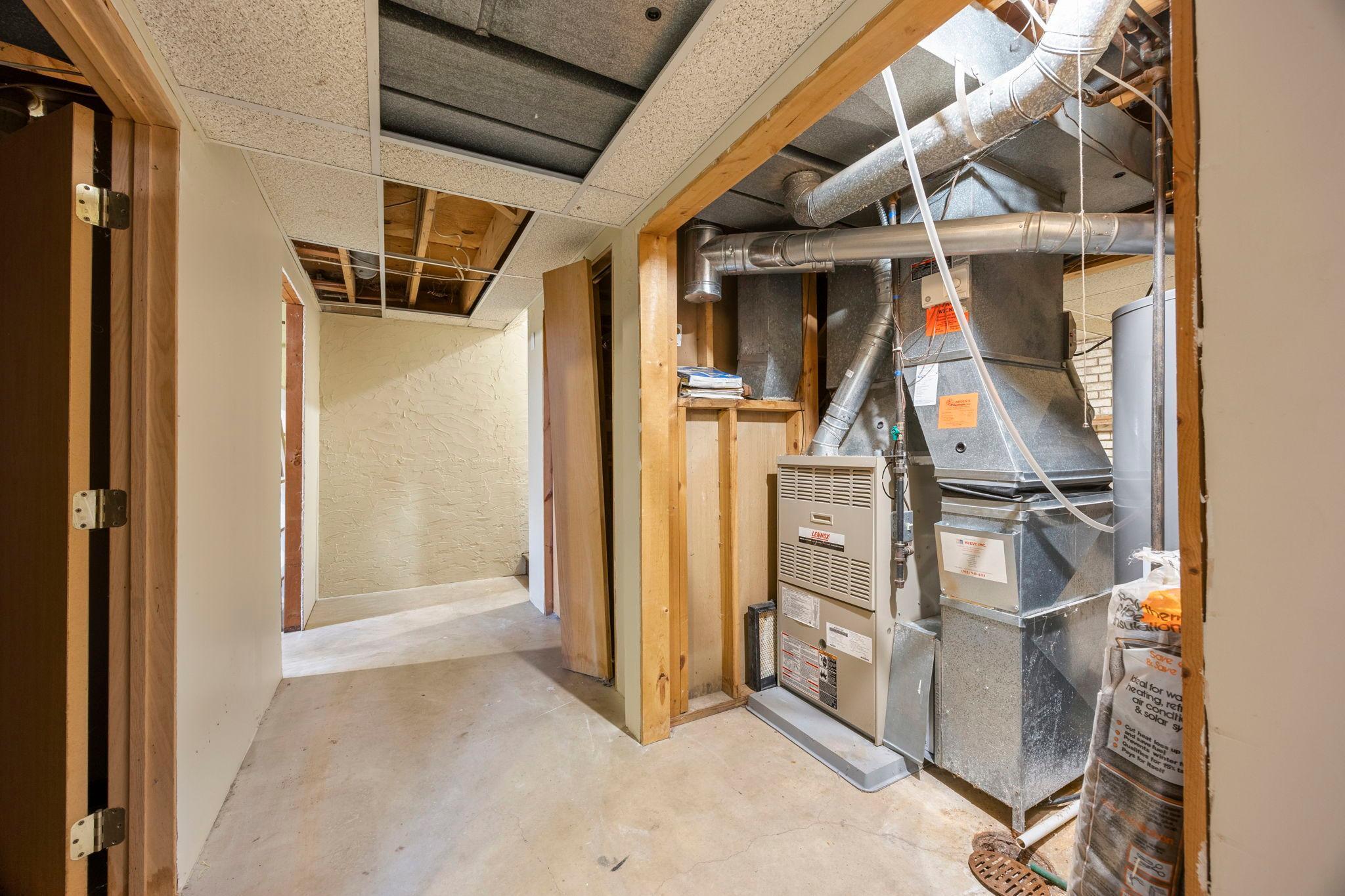 9449 Woodridge Drive