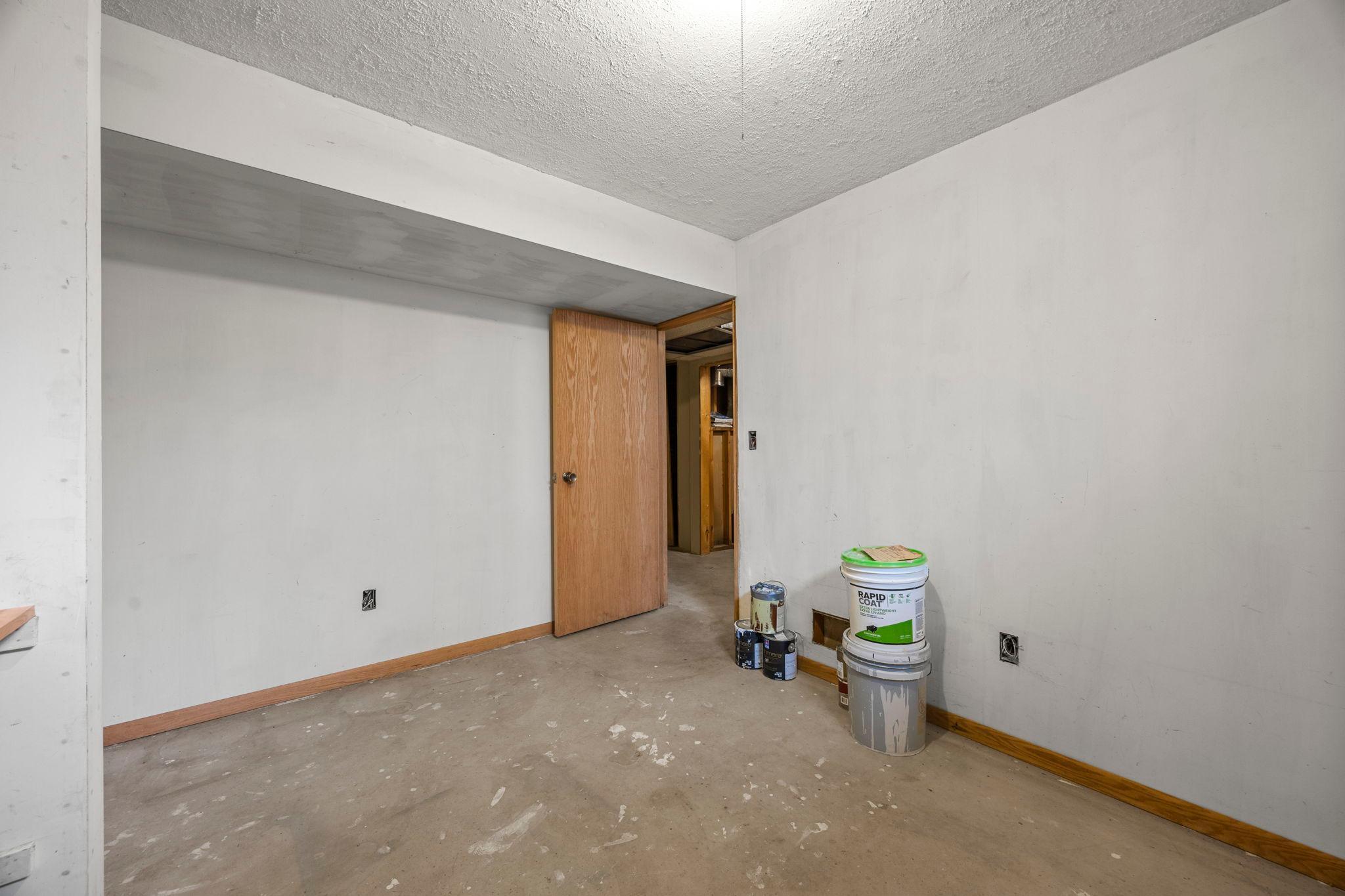 9449 Woodridge Drive