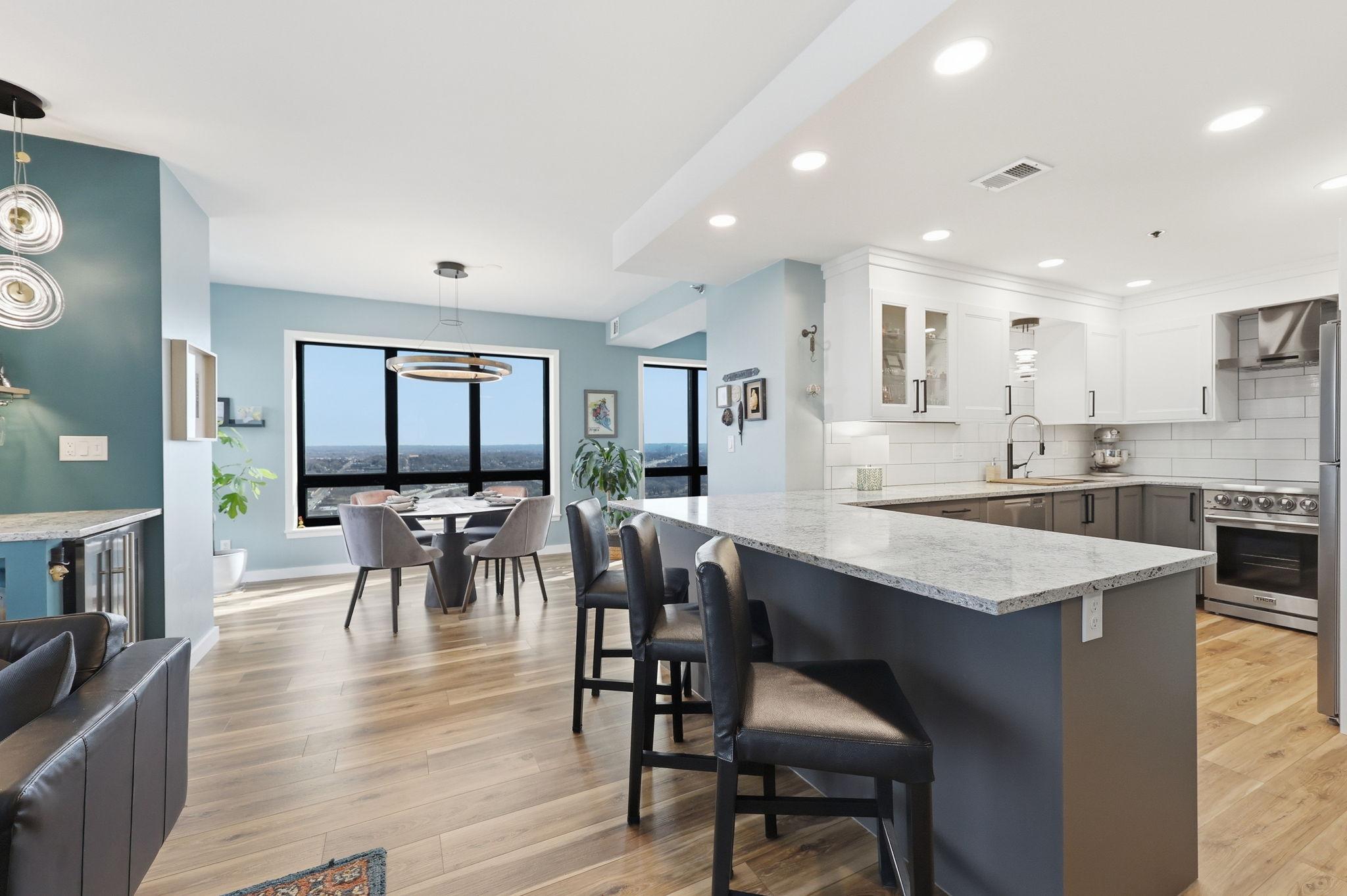 168 6th Street E Unit: 3505