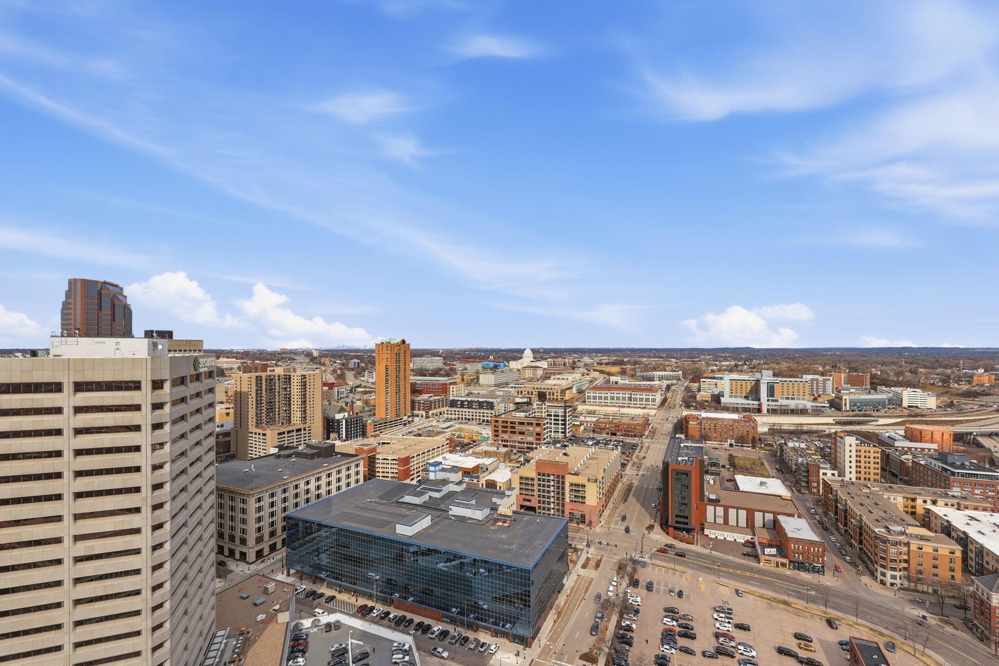 168 6th Street E Unit: 3505