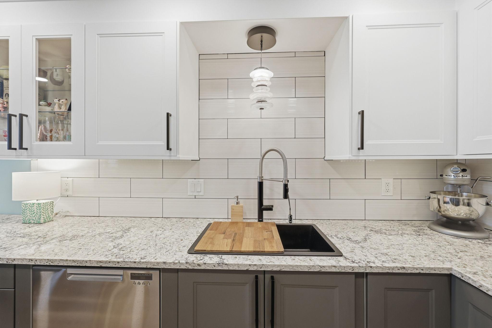 168 6th Street E Unit: 3505