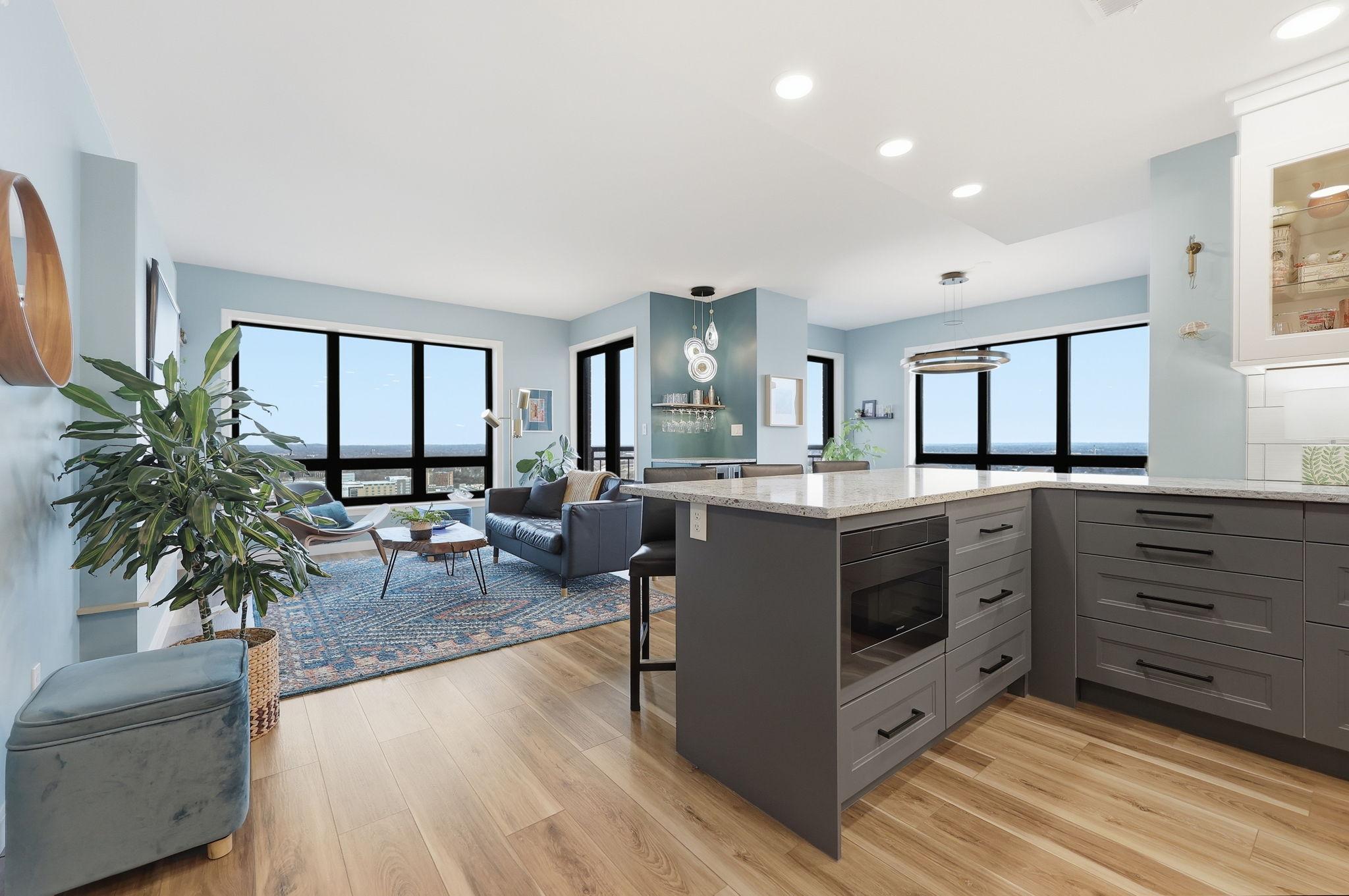 168 6th Street E Unit: 3505