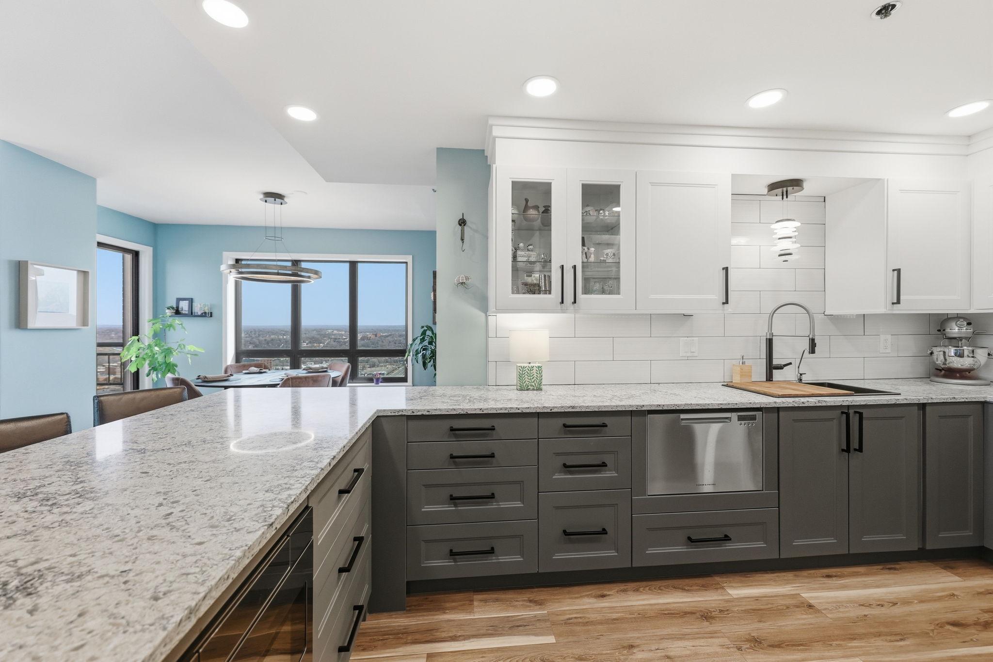 168 6th Street E Unit: 3505