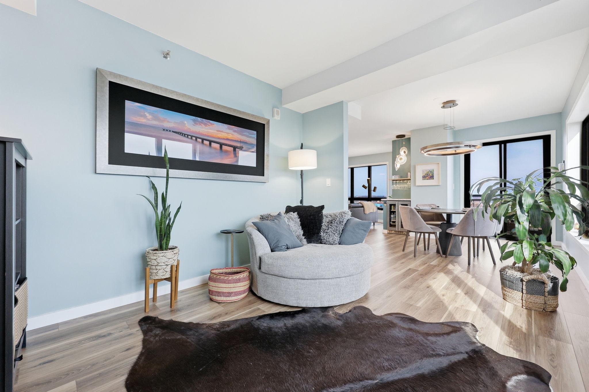 168 6th Street E Unit: 3505