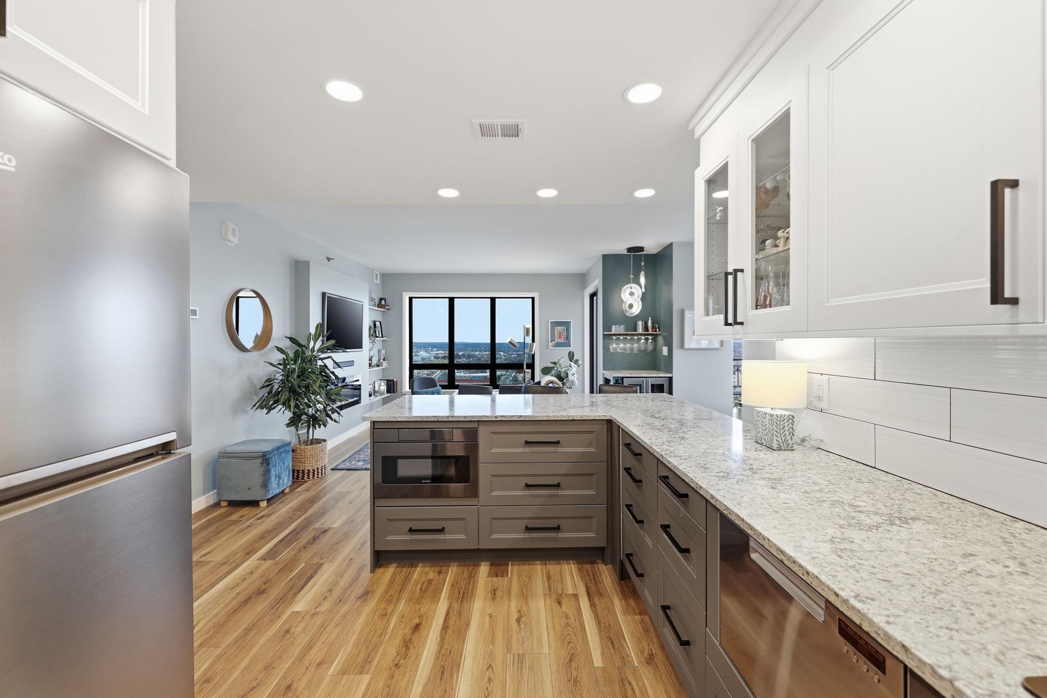 168 6th Street E Unit: 3505