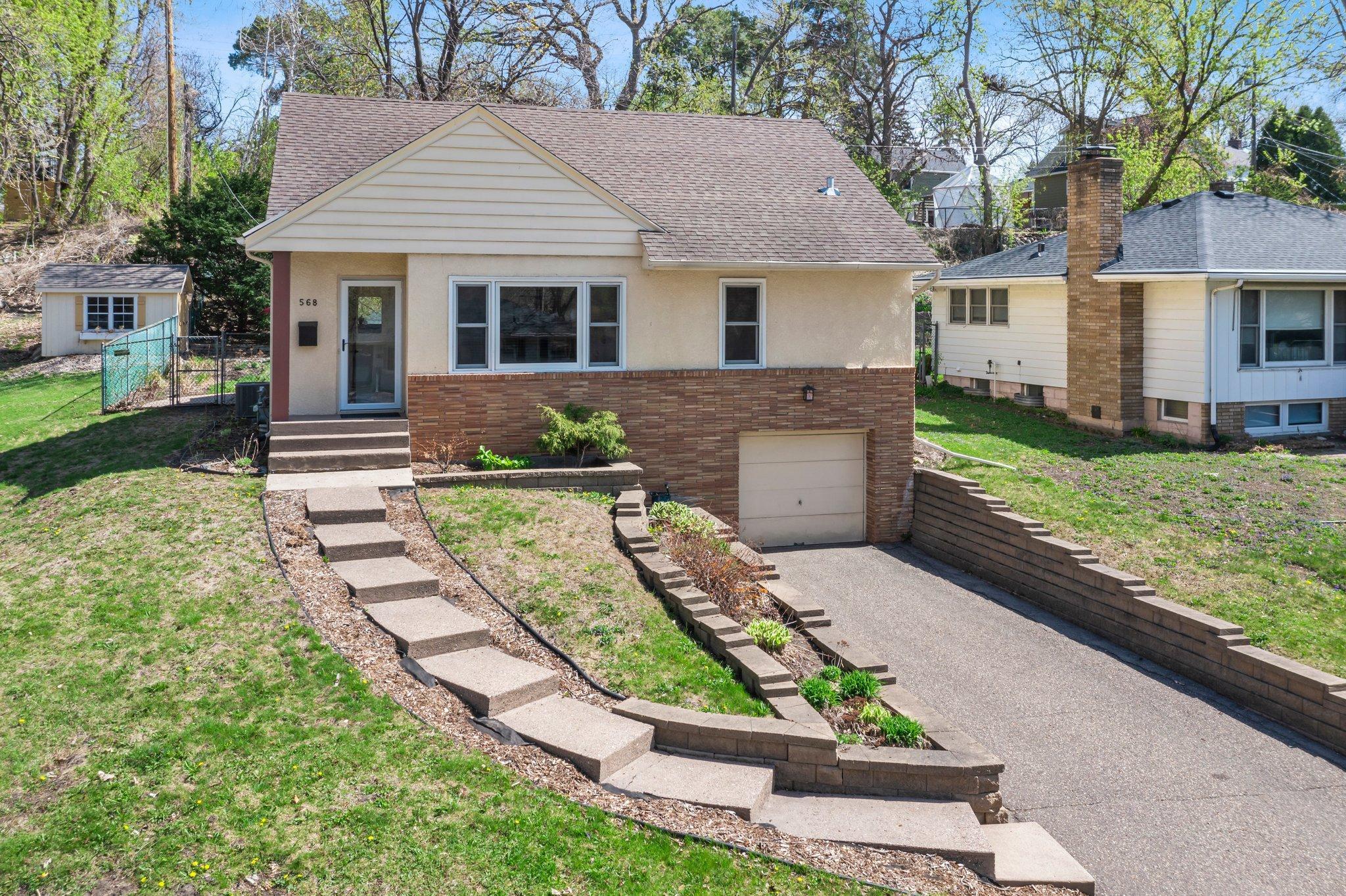 568 Frontenac Place