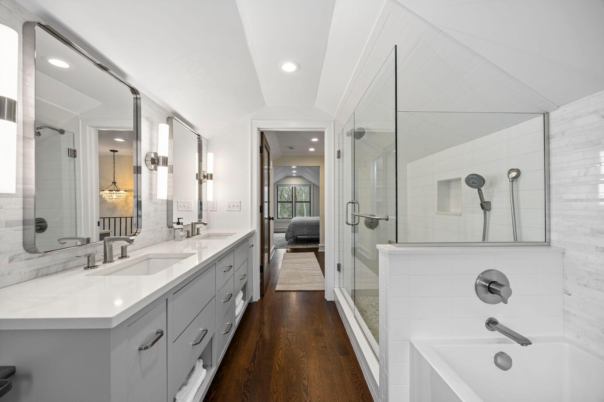 568 Frontenac Place