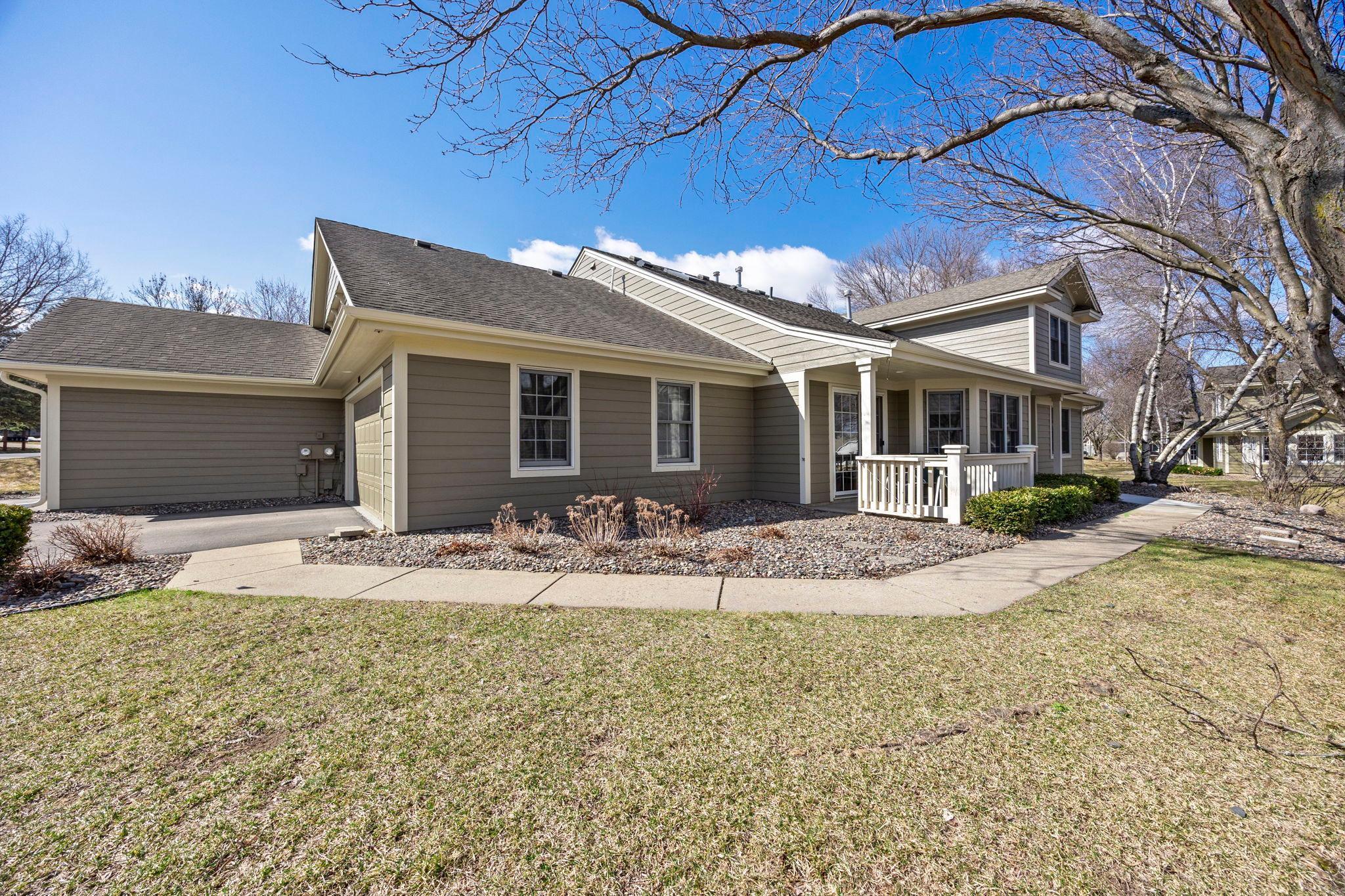 809 Ivy Lane