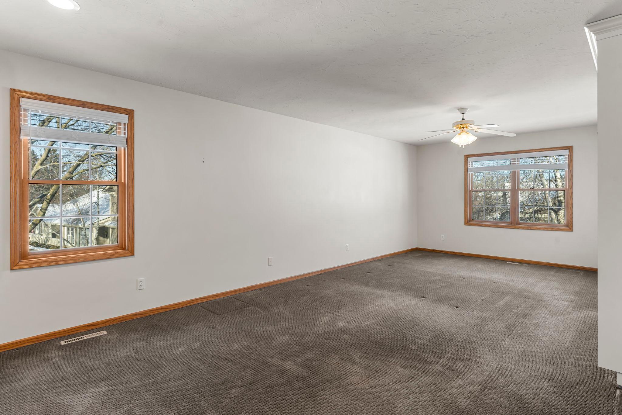 809 Ivy Lane