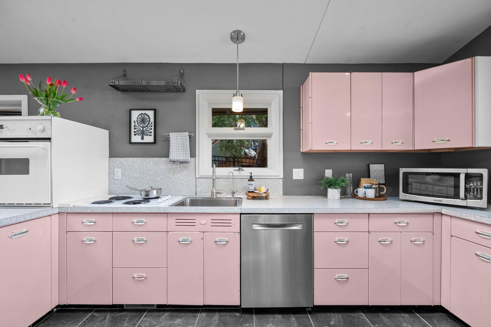 3090 Hamline Avenue N