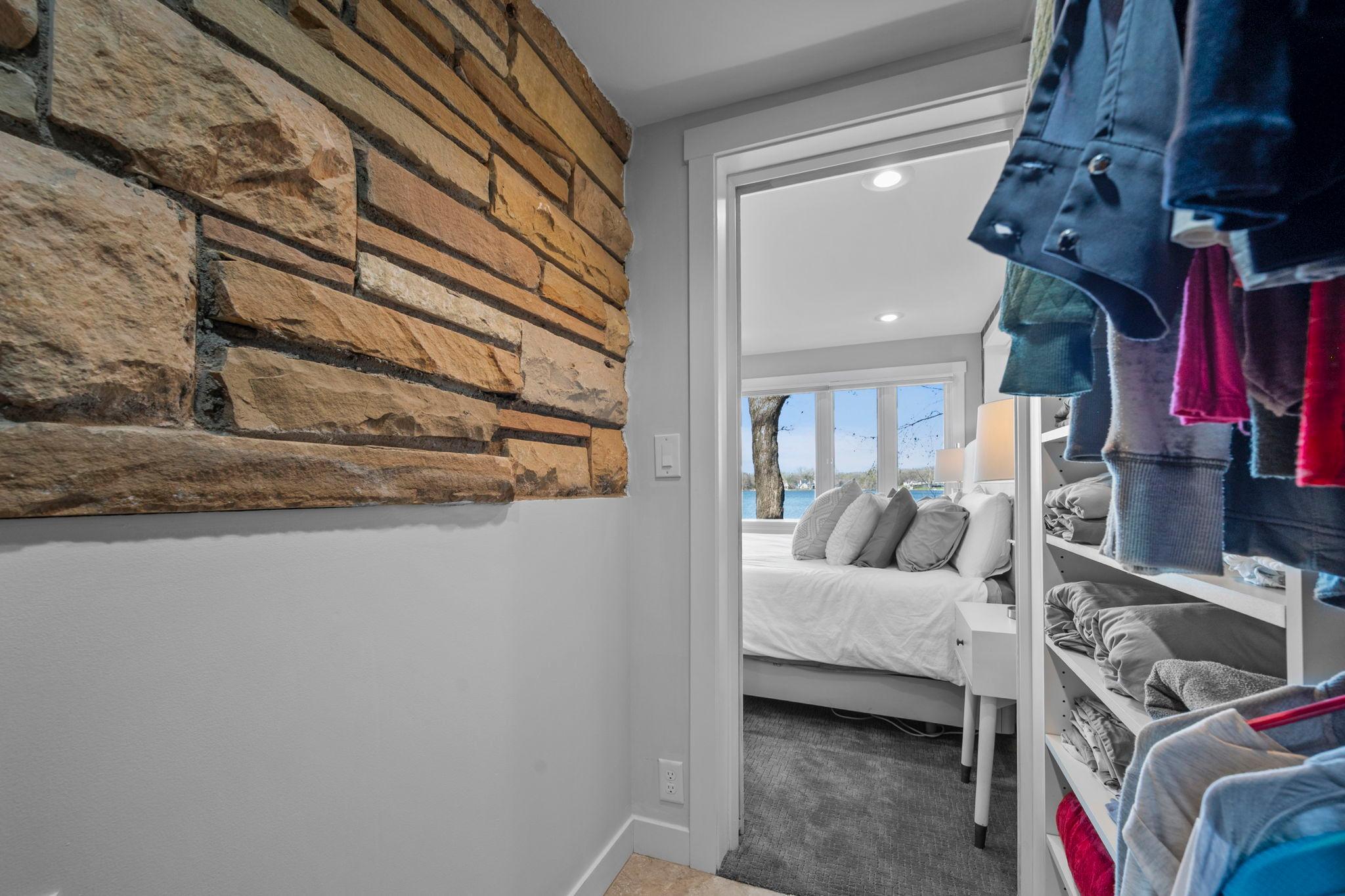 3090 Hamline Avenue N