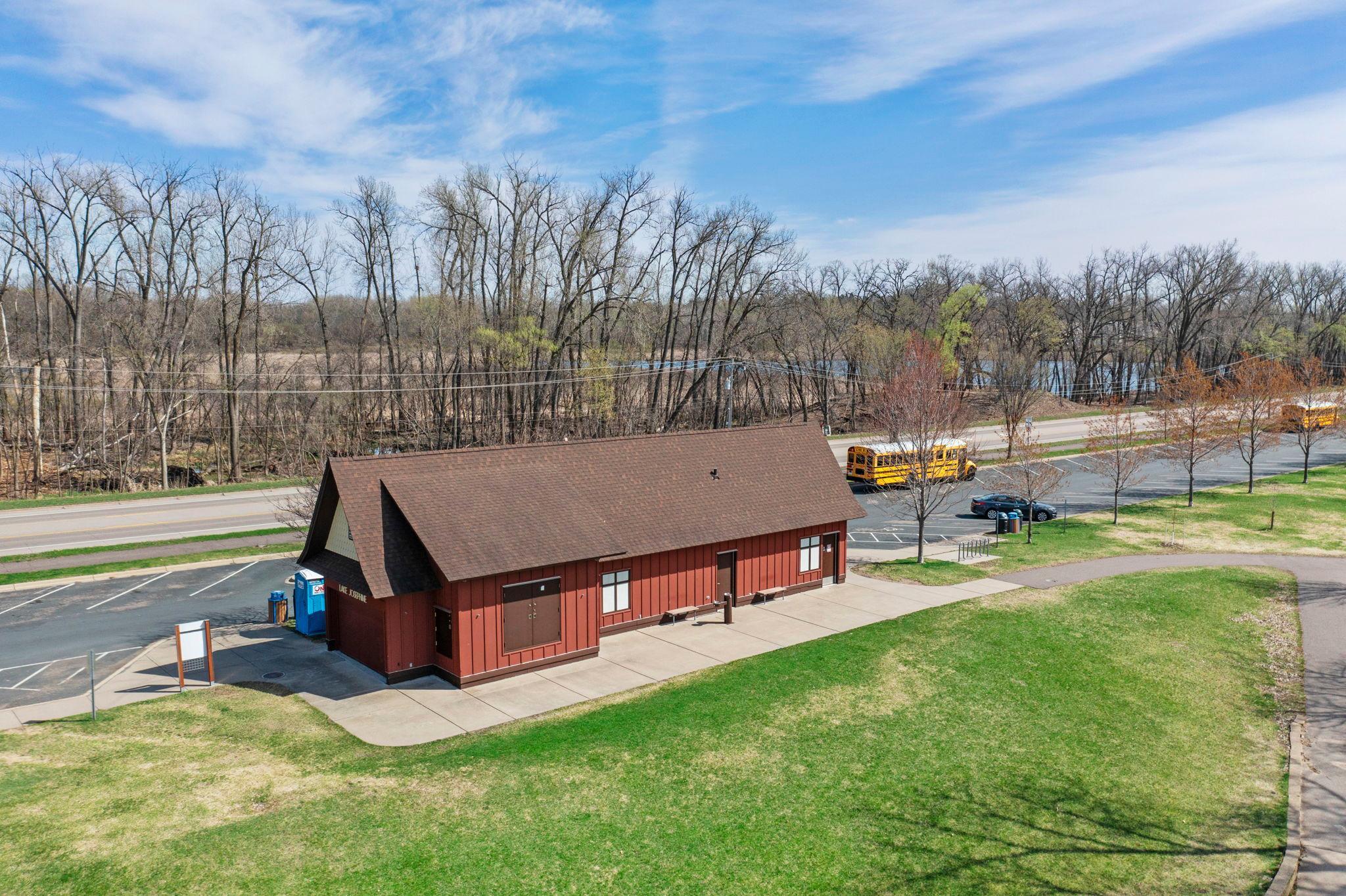 3090 Hamline Avenue N