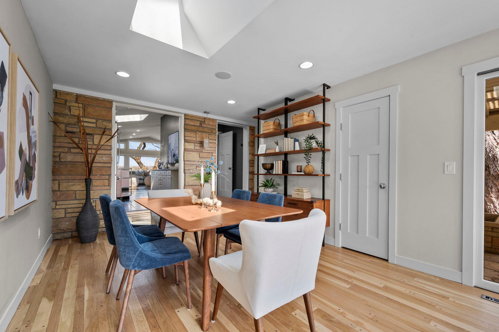 3090 Hamline Avenue N