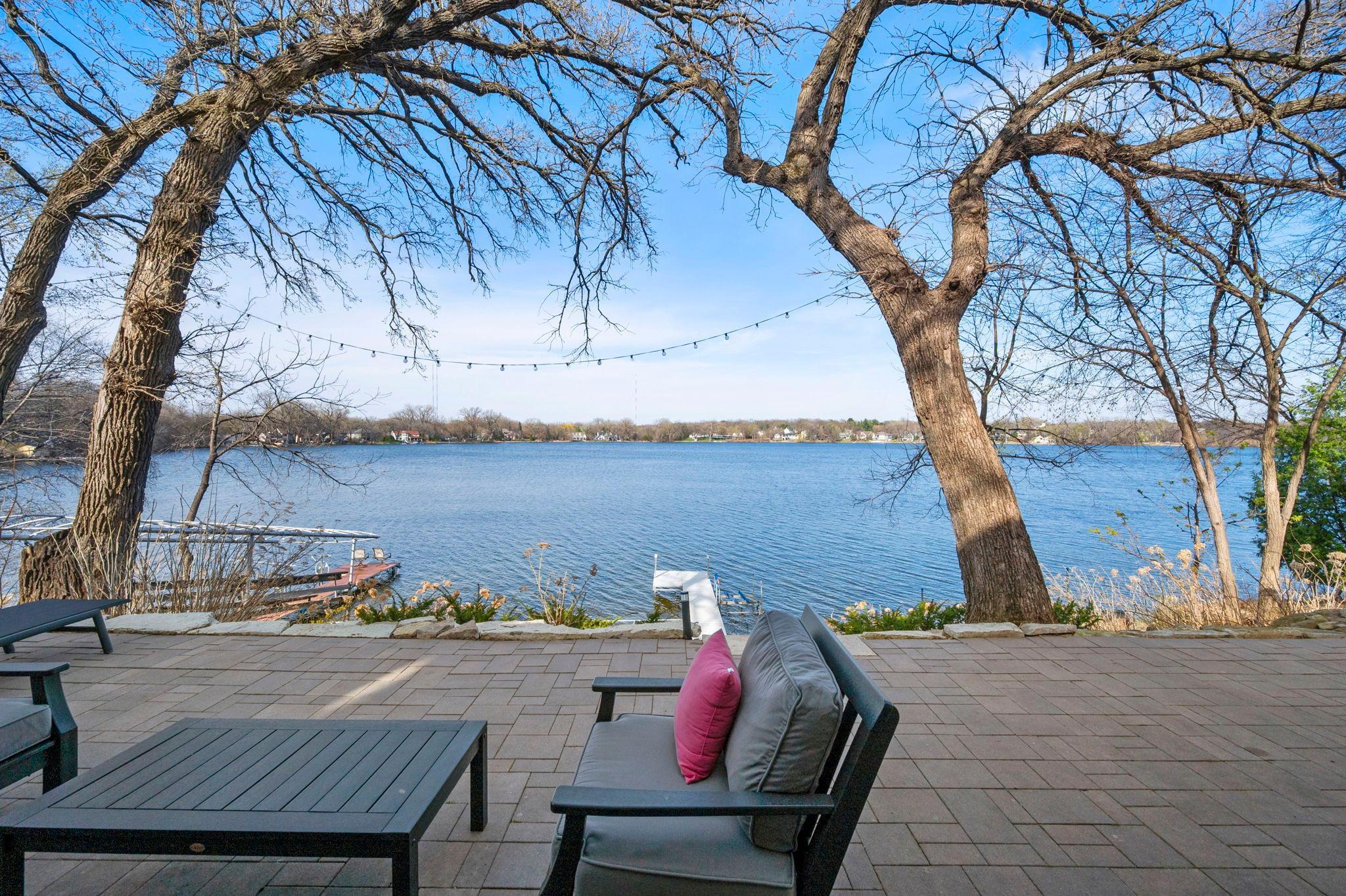 3090 Hamline Avenue N