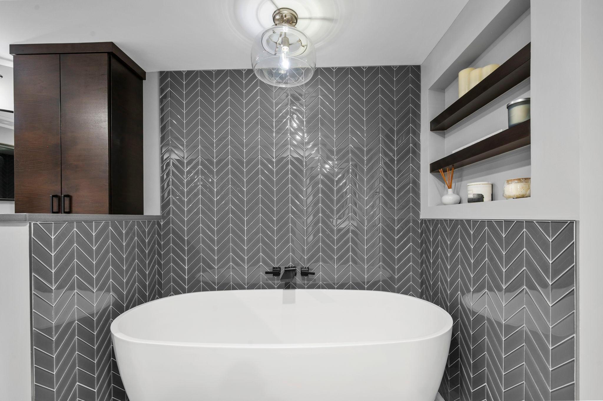 3090 Hamline Avenue N