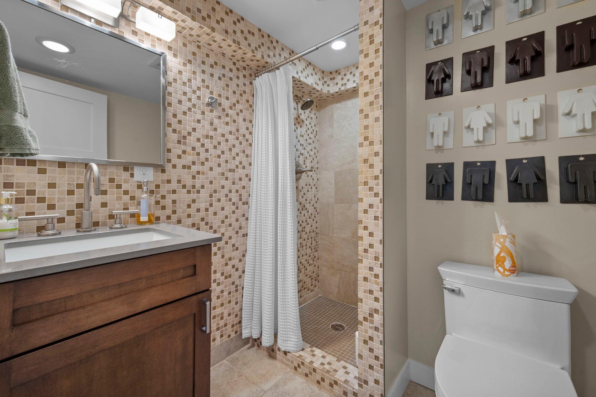 3090 Hamline Avenue N