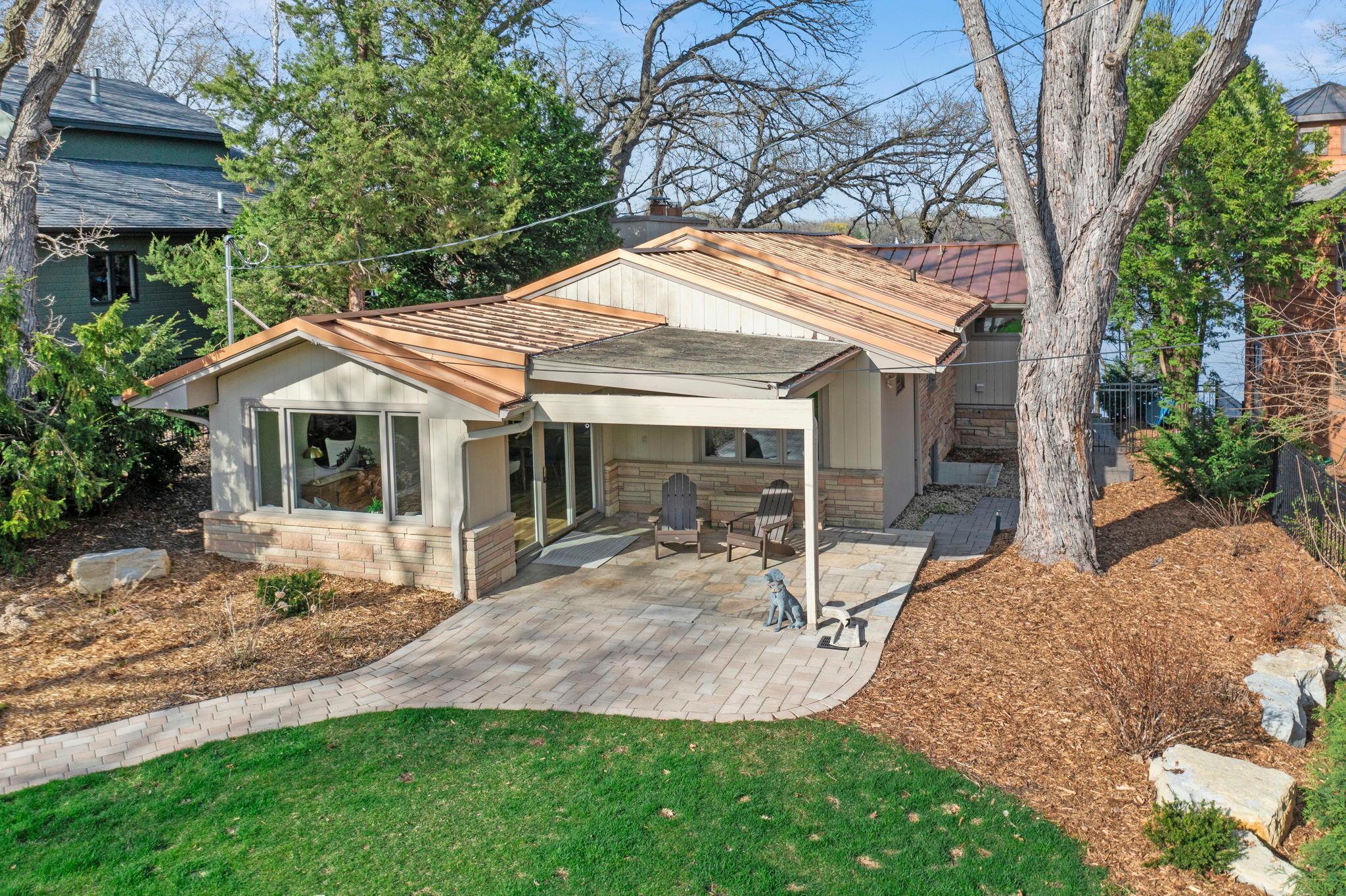 3090 Hamline Avenue N