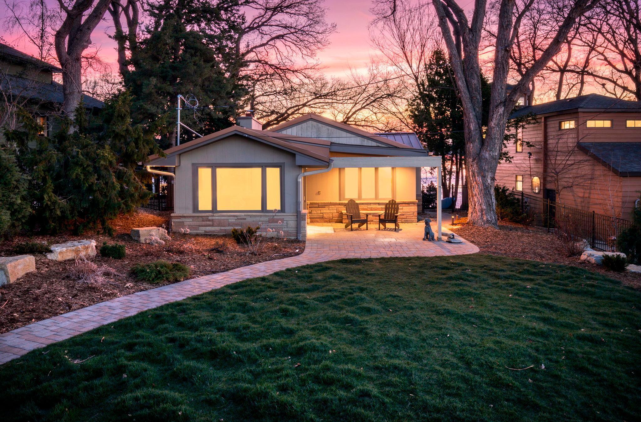 3090 Hamline Avenue N