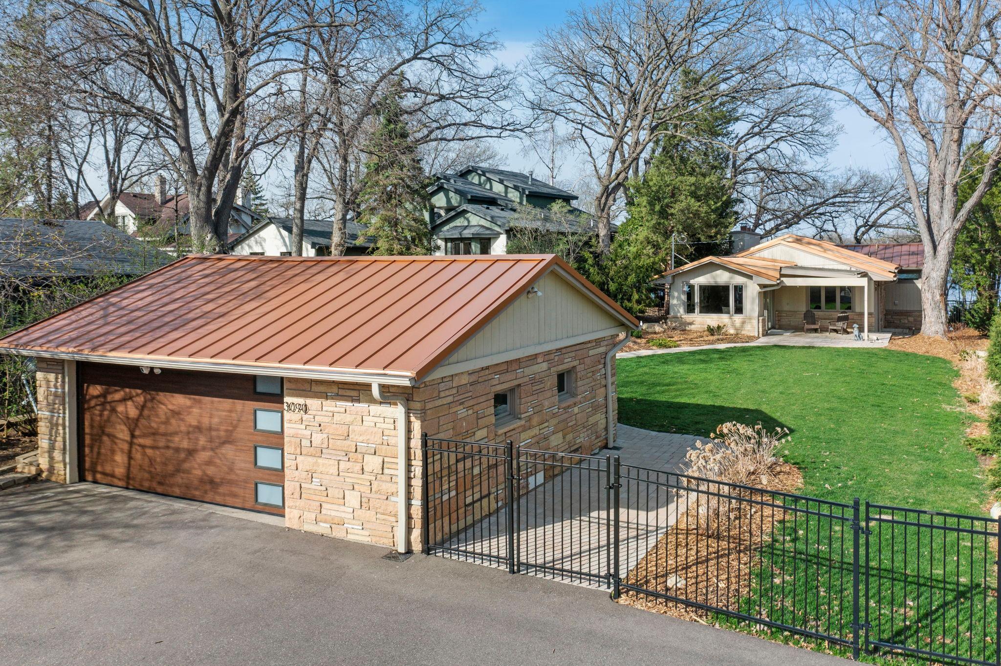 3090 Hamline Avenue N