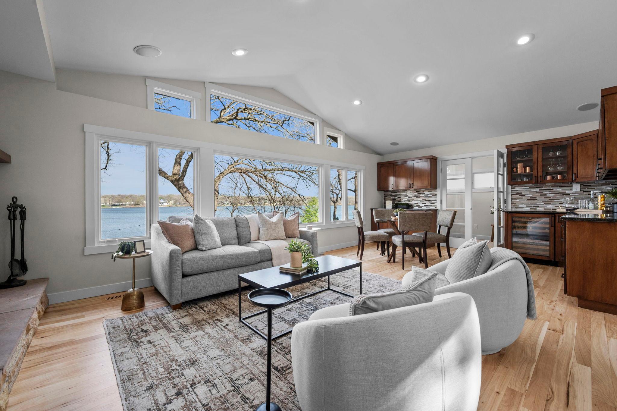 3090 Hamline Avenue N