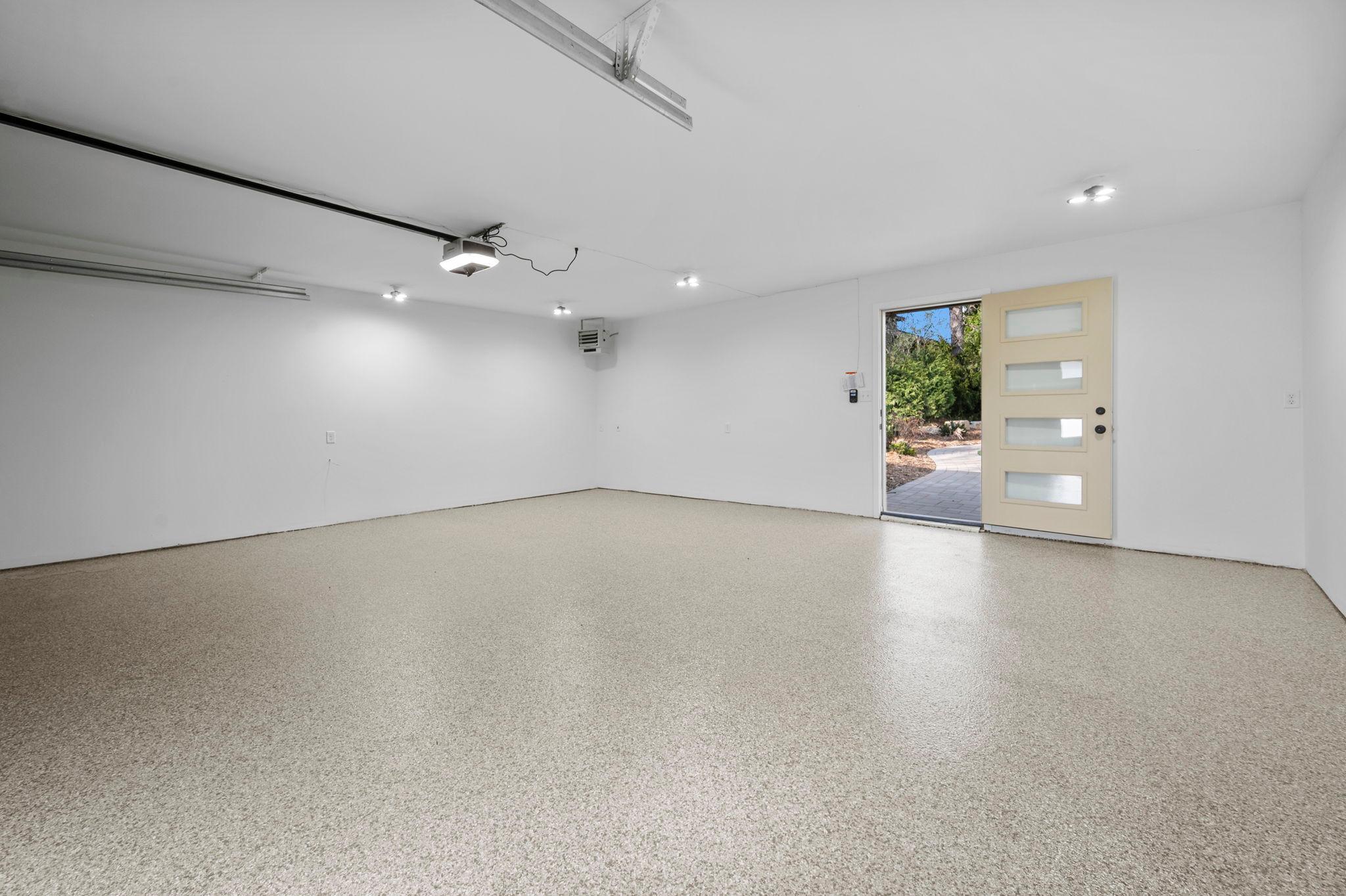 3090 Hamline Avenue N