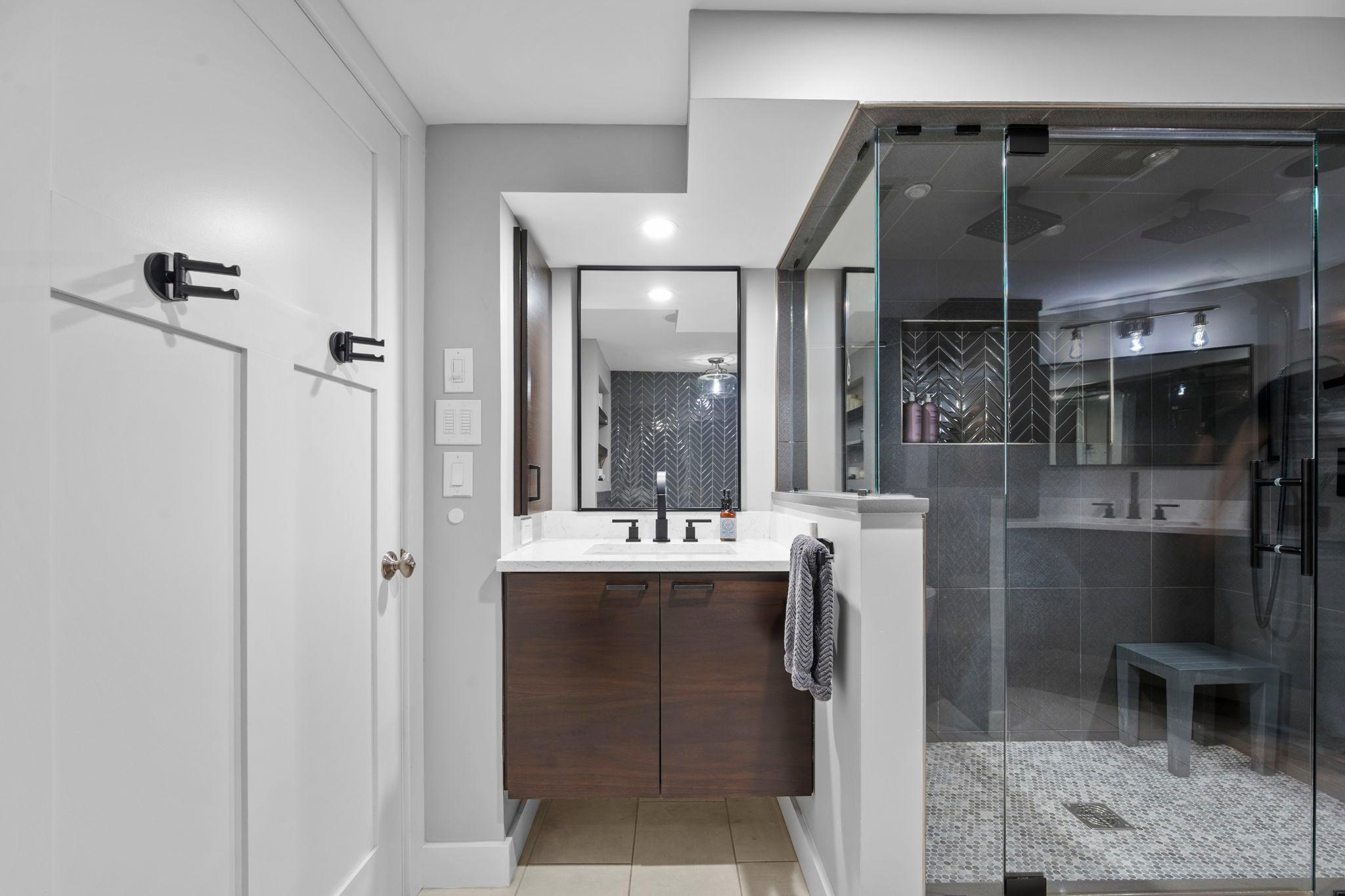 3090 Hamline Avenue N