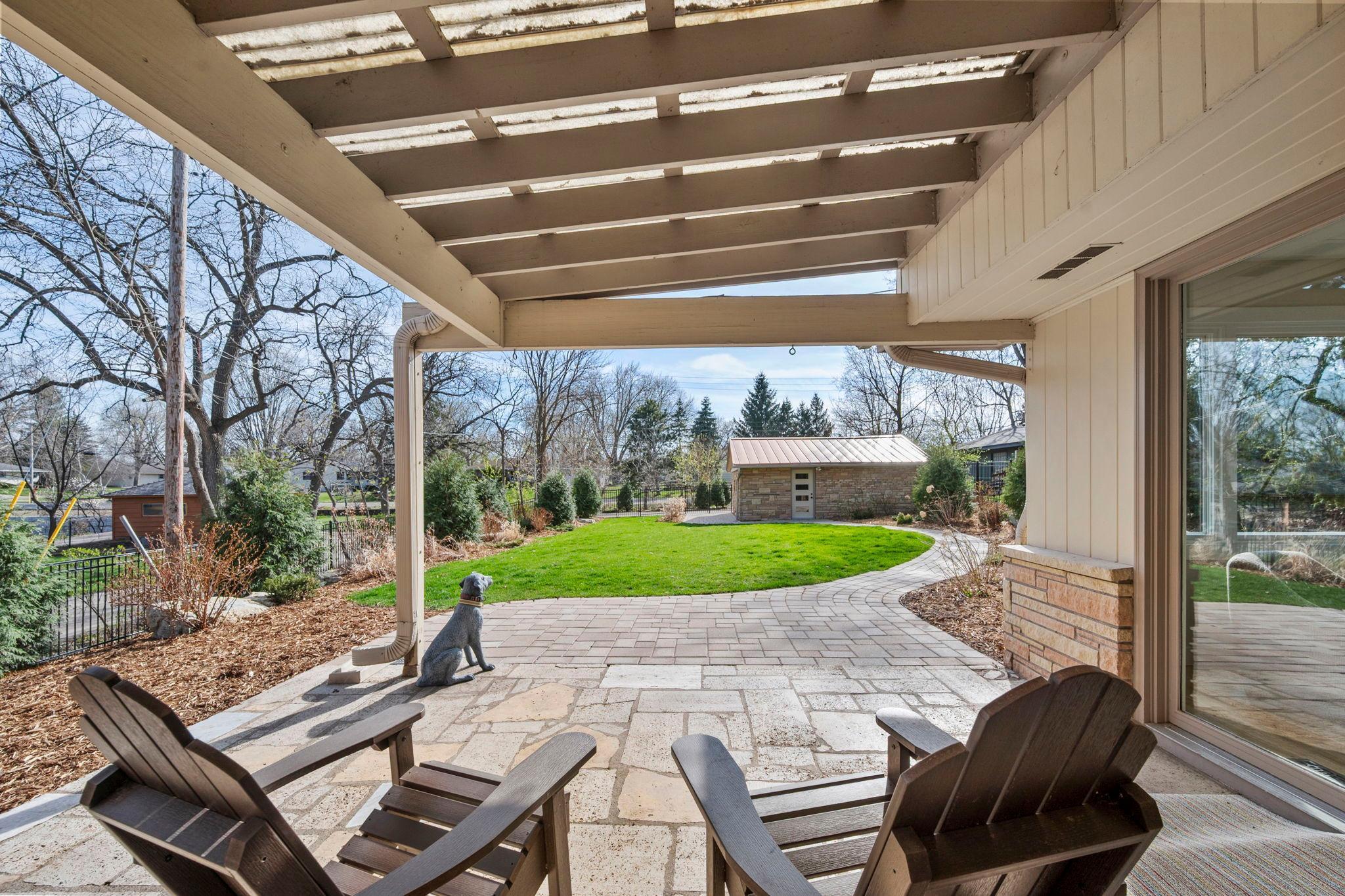 3090 Hamline Avenue N