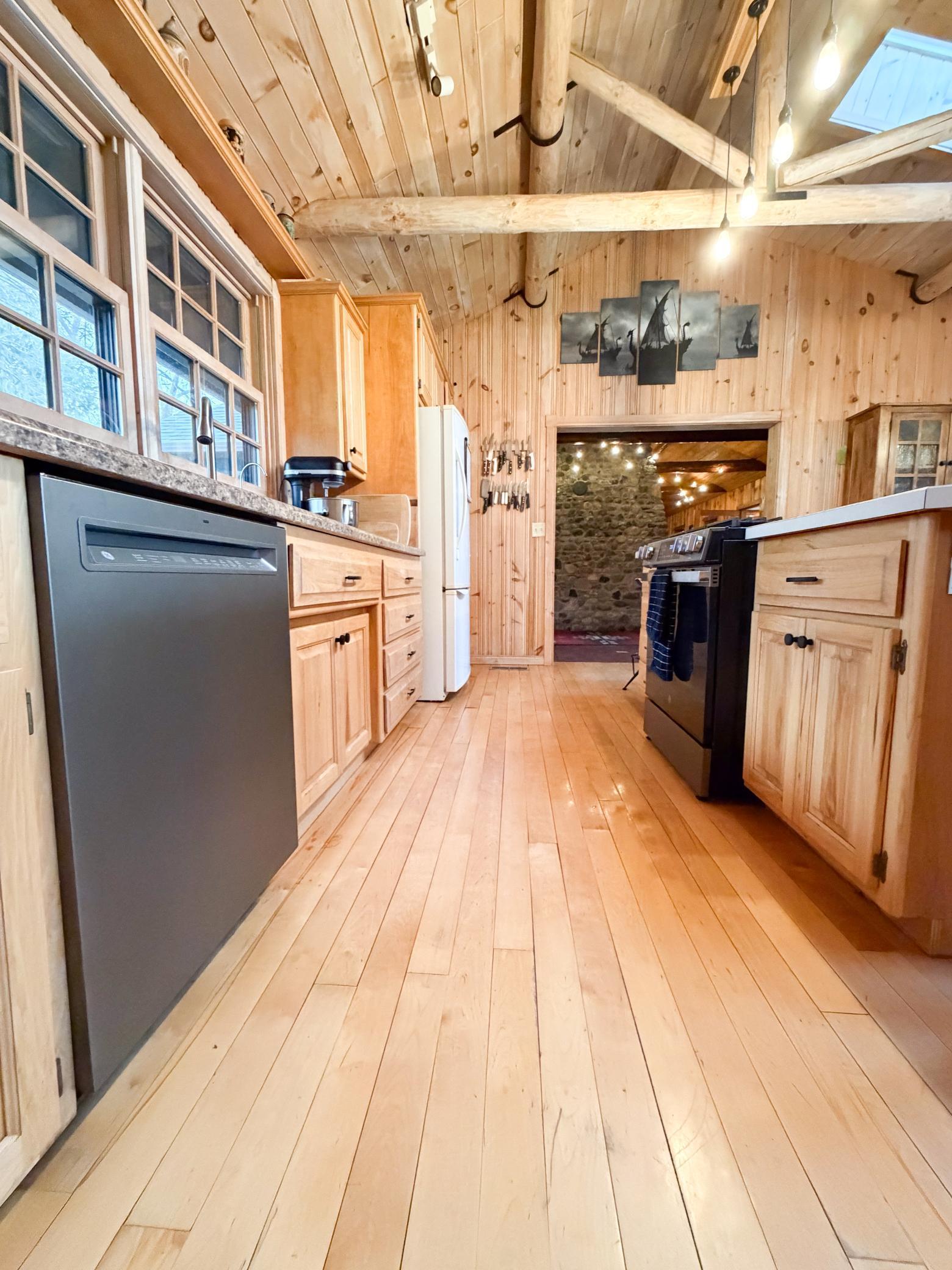 38353 Co Hwy 35