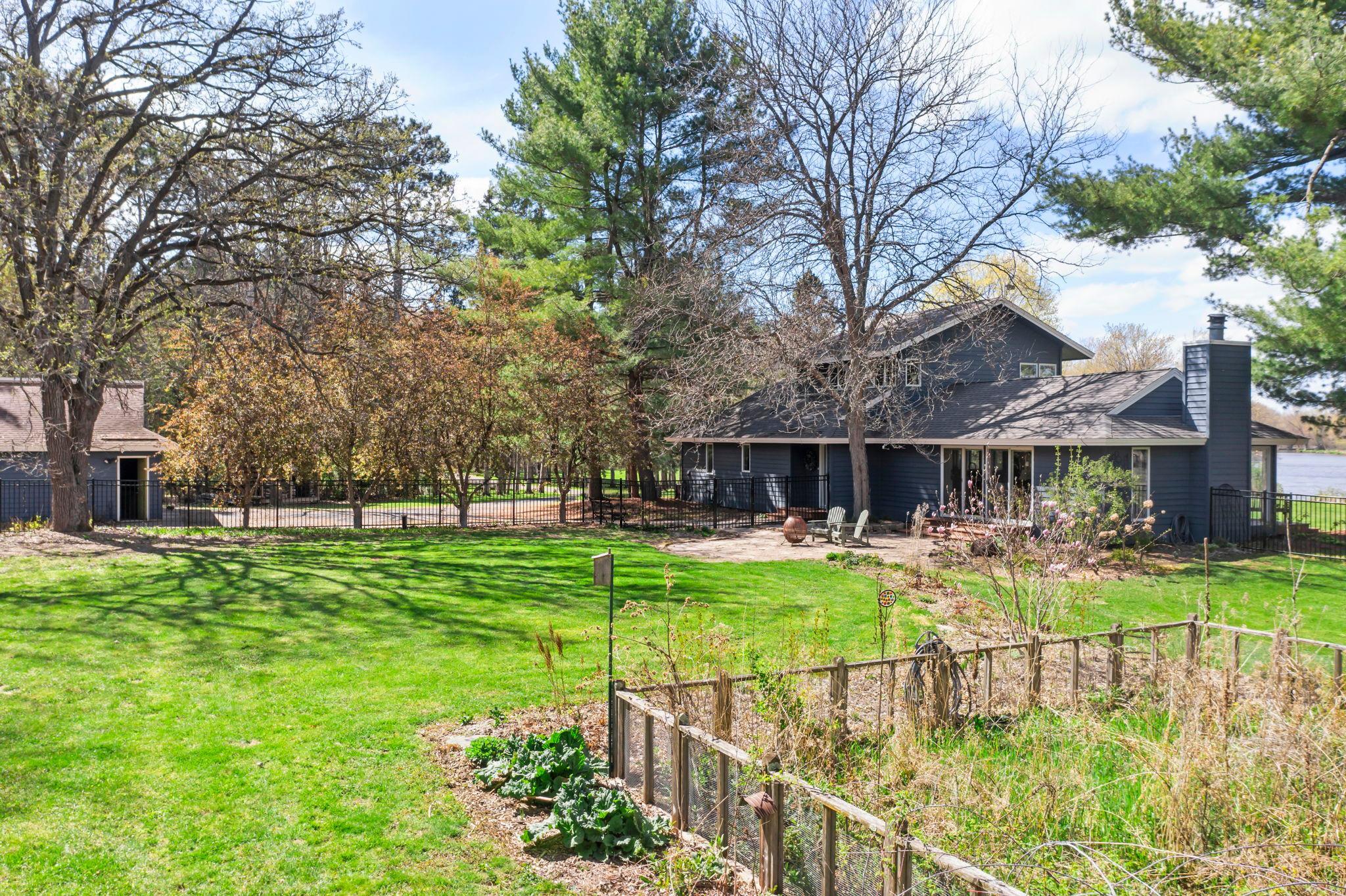 1711 W Church Road