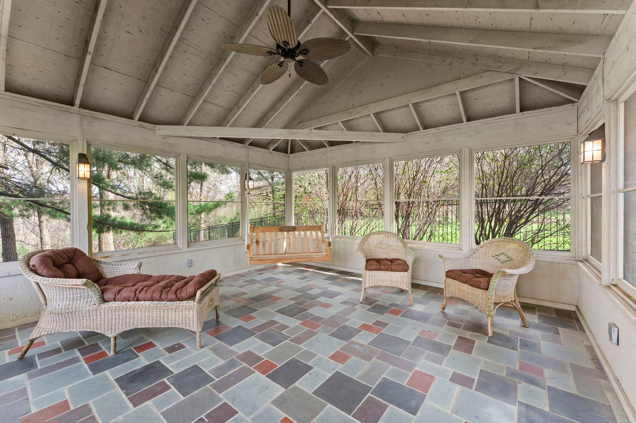 1711 W Church Road