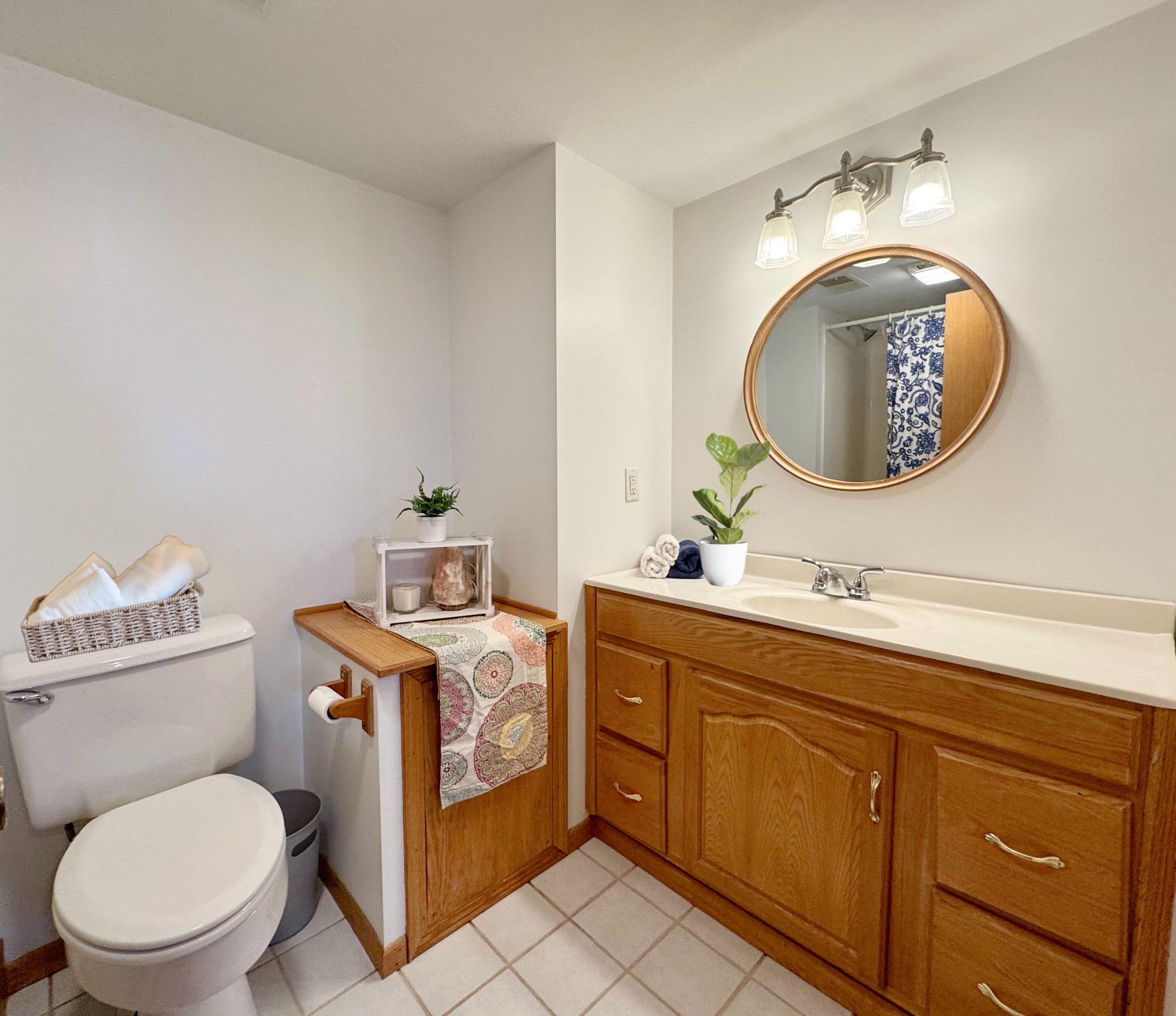 2319 Iverson Court