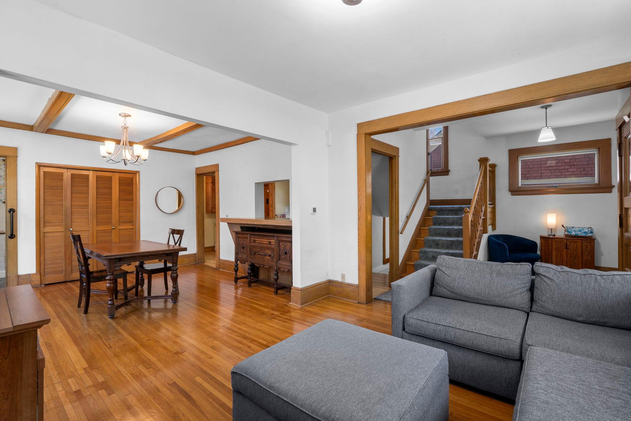 1699 Ashland Avenue