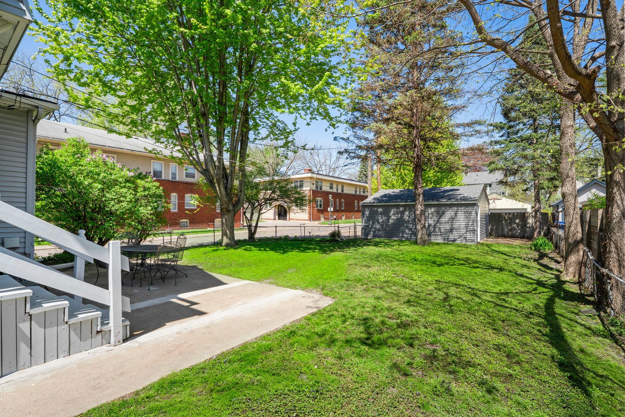 1699 Ashland Avenue
