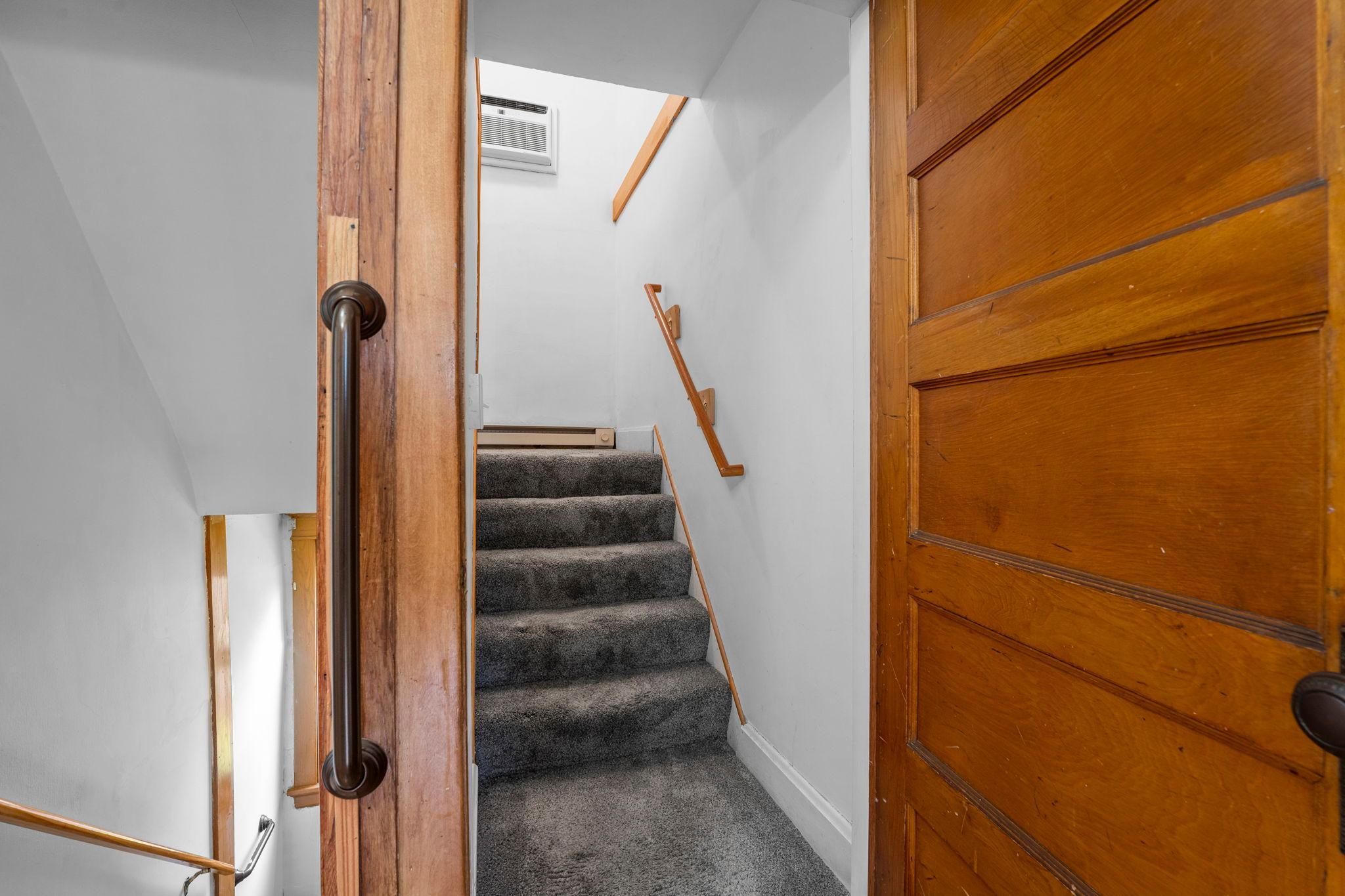 1699 Ashland Avenue