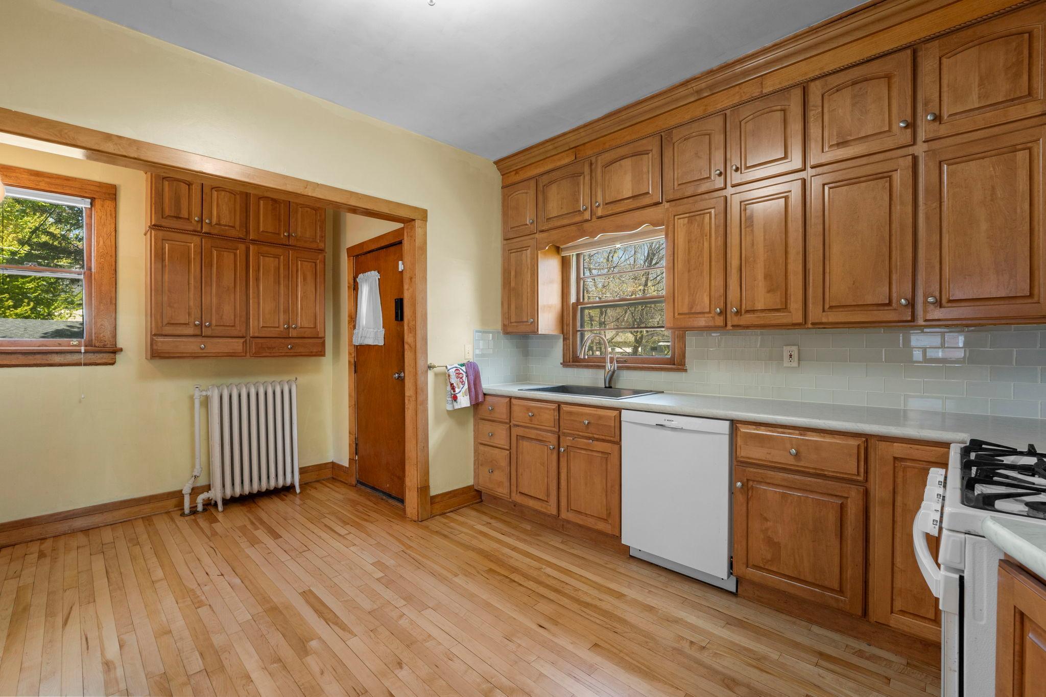1699 Ashland Avenue