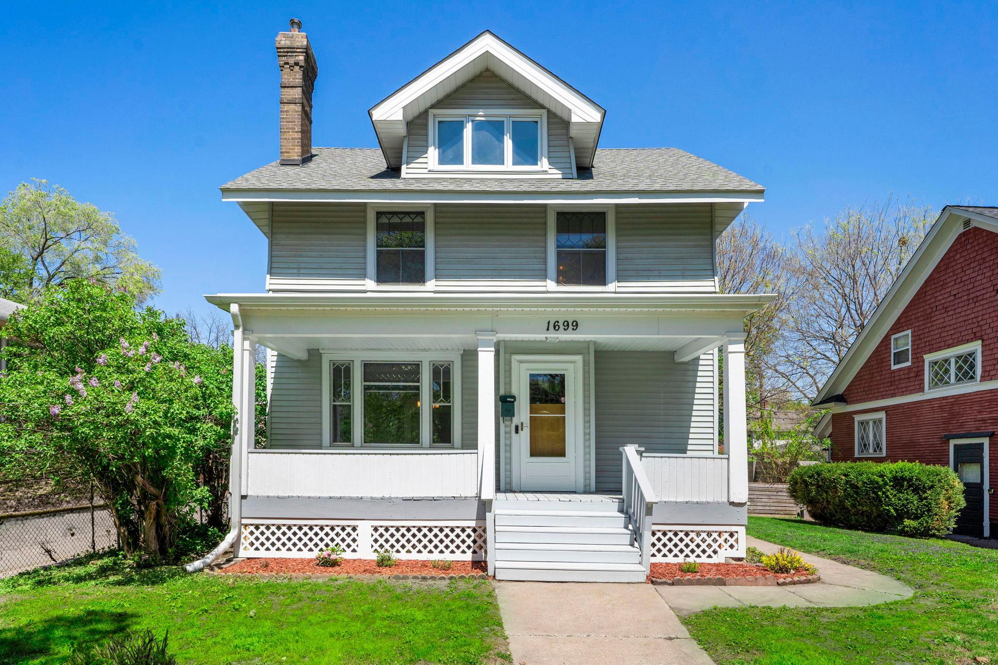 1699 Ashland Avenue