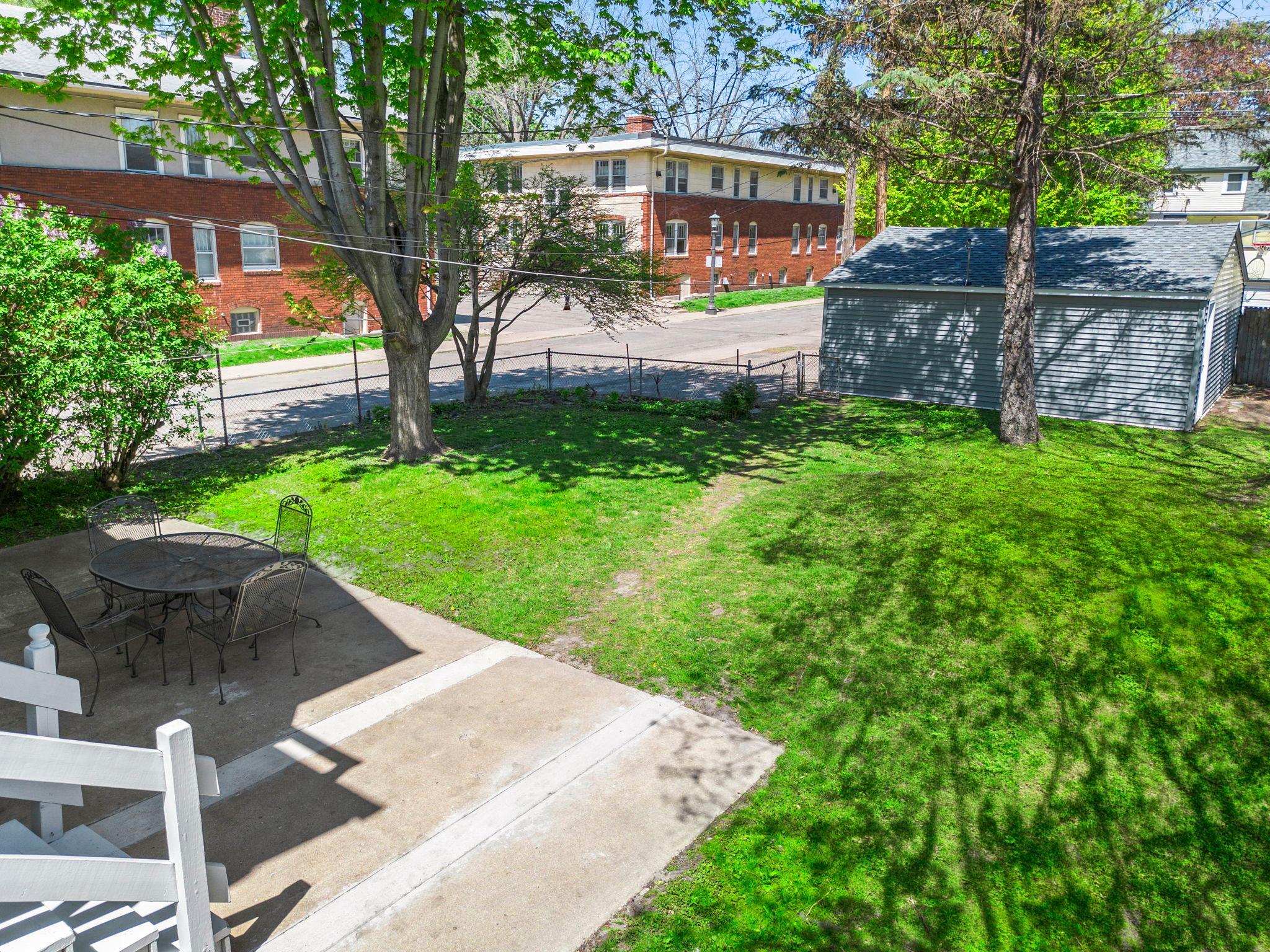 1699 Ashland Avenue