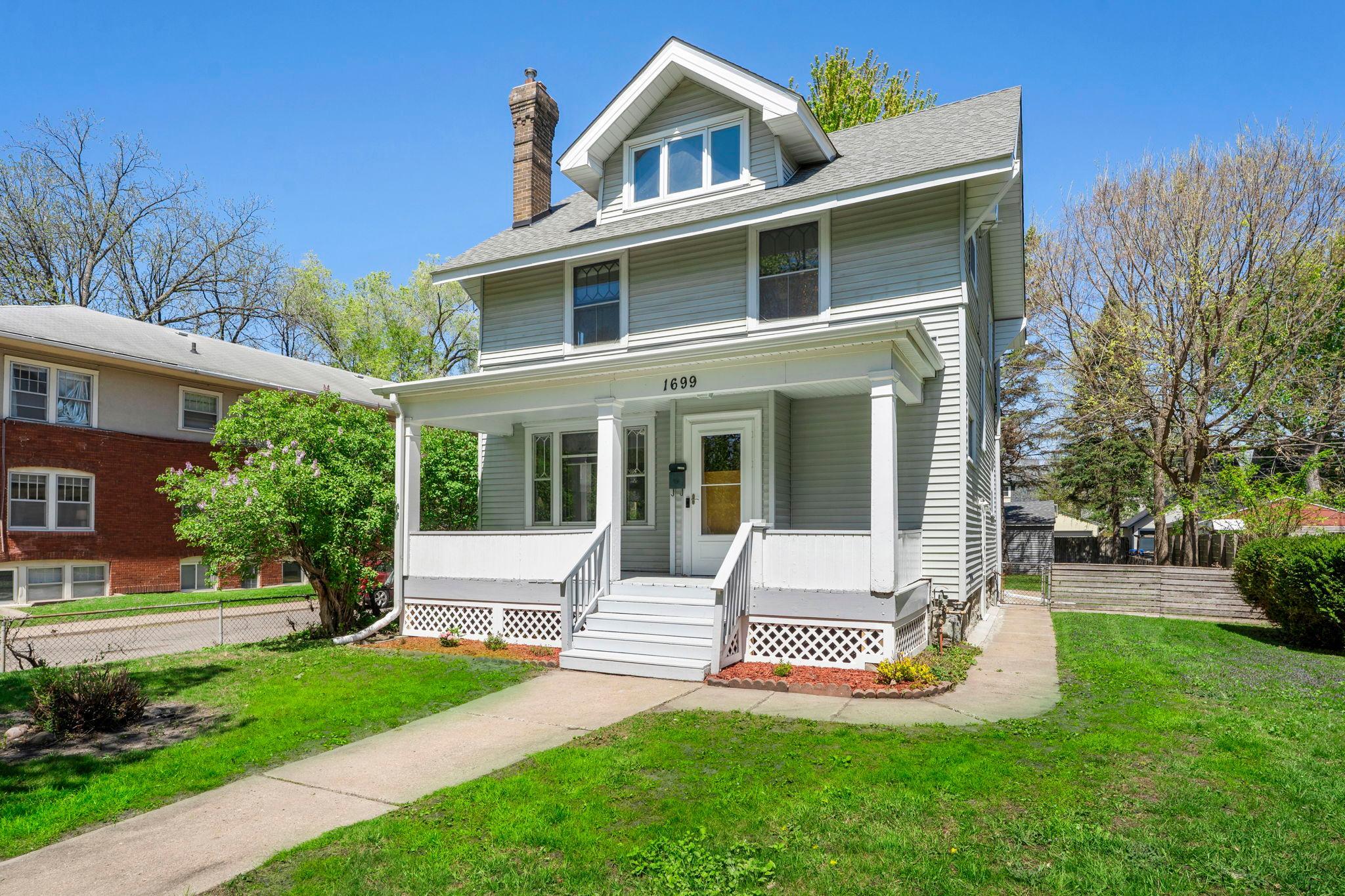 1699 Ashland Avenue