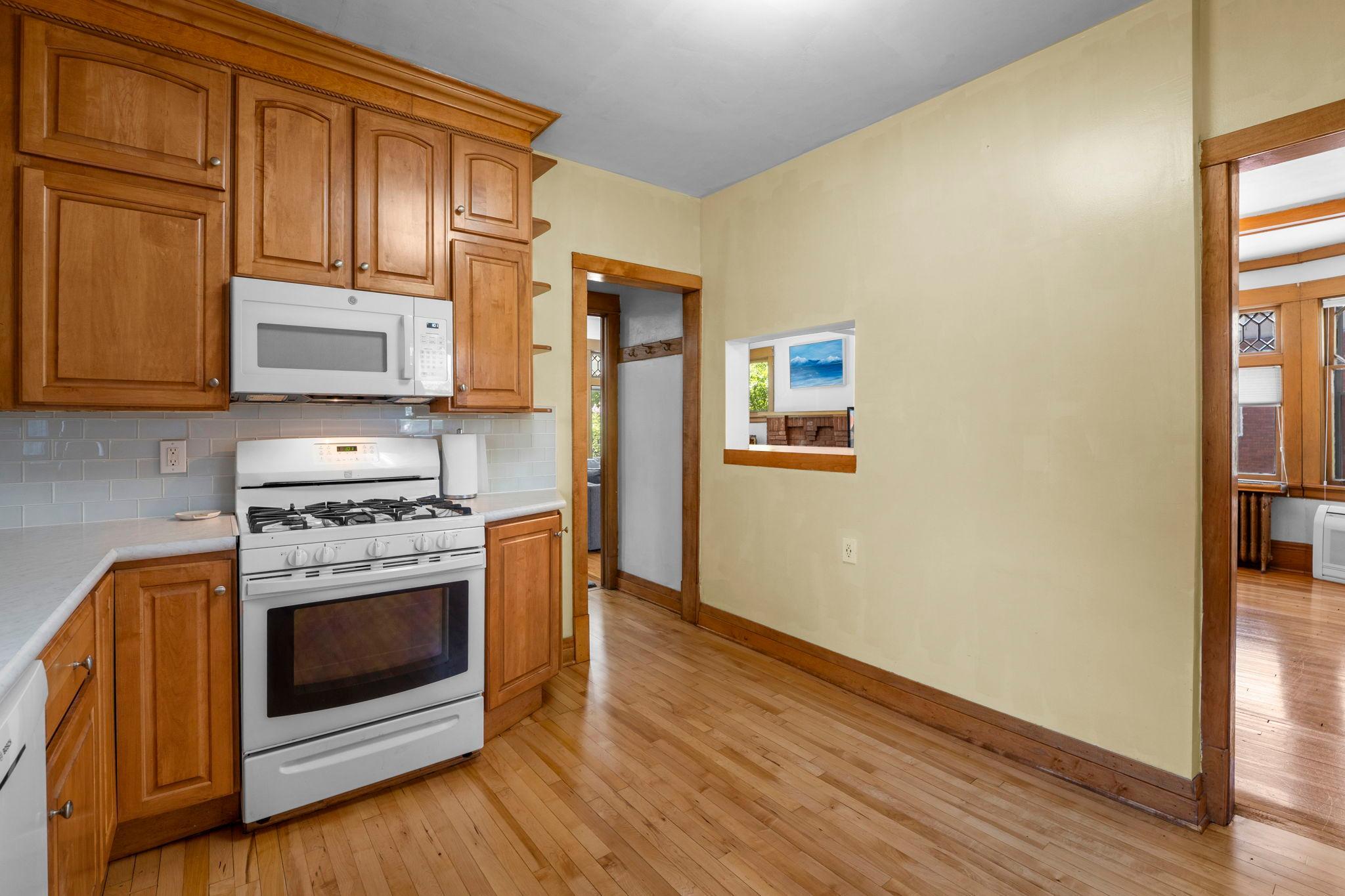 1699 Ashland Avenue