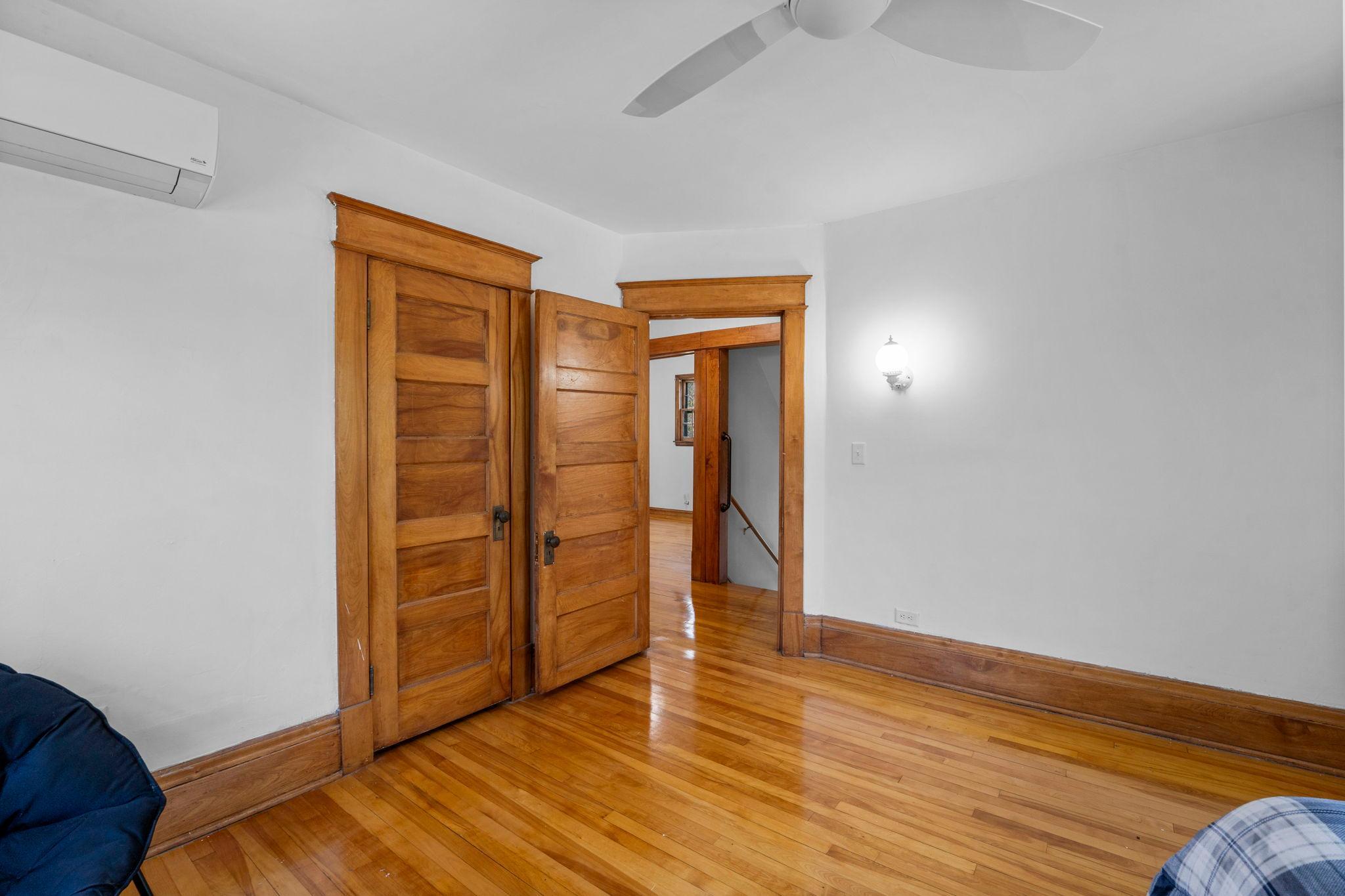 1699 Ashland Avenue